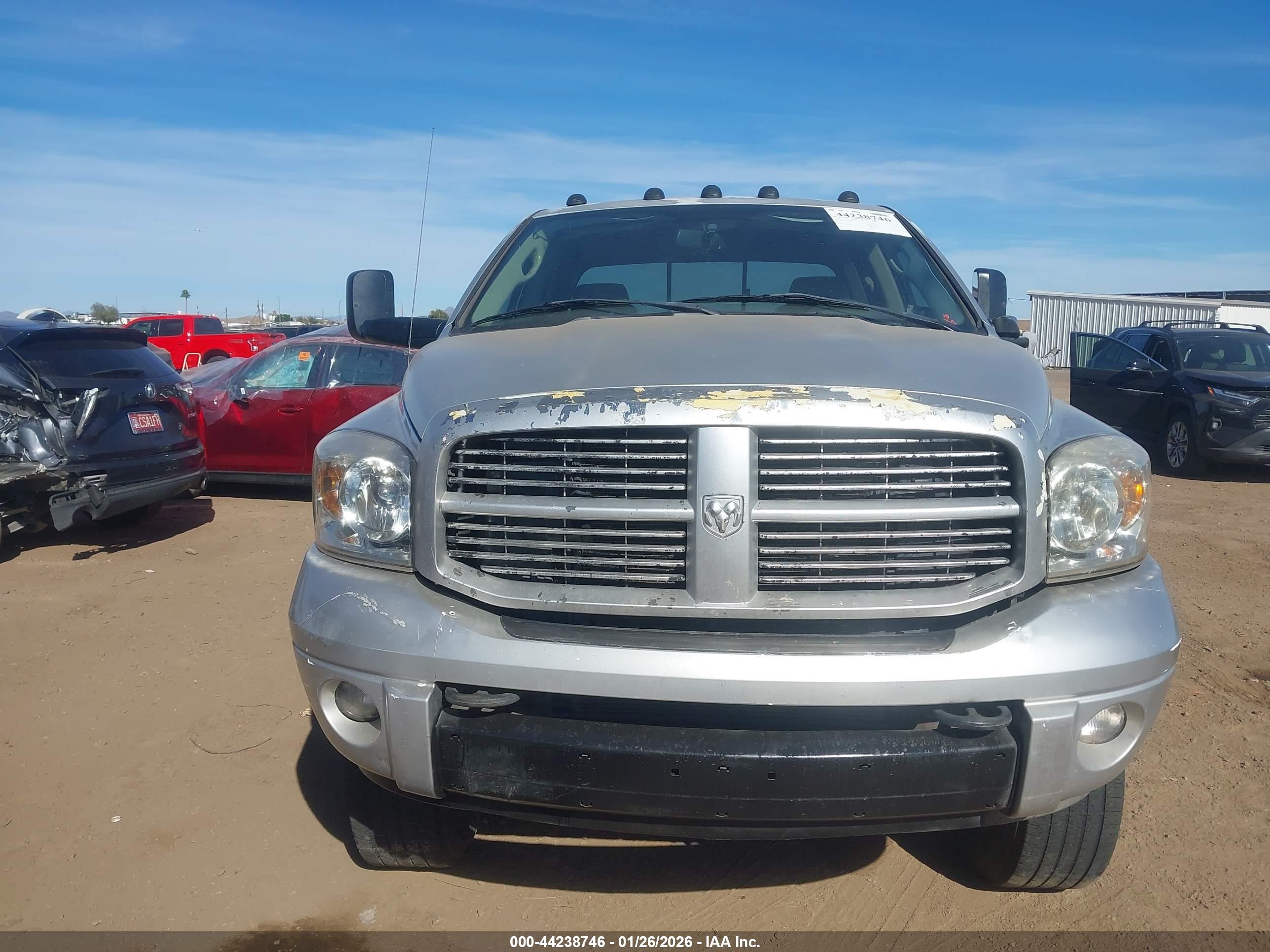 DODGE RAM image 6