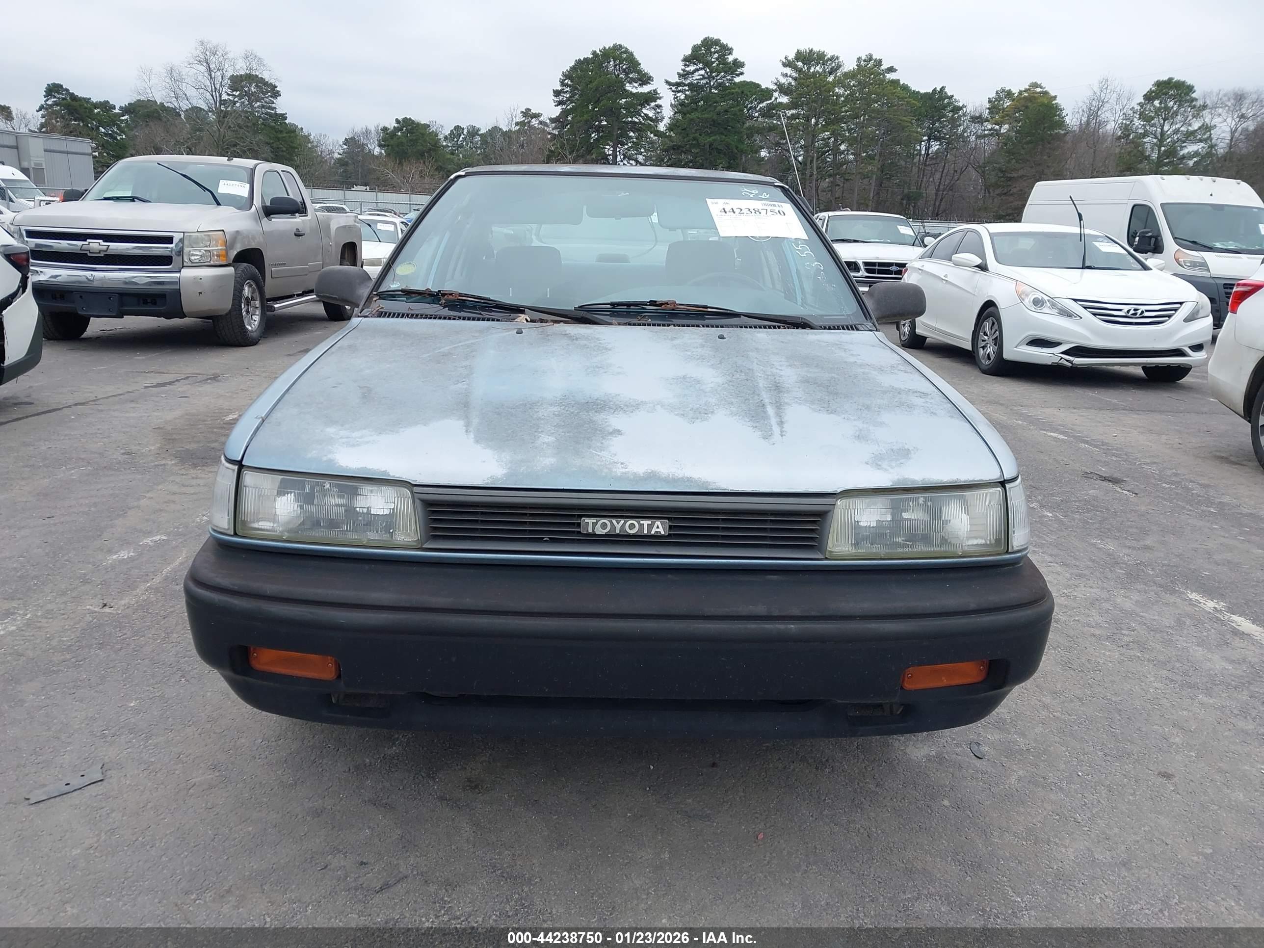 TOYOTA COROLLA image 6