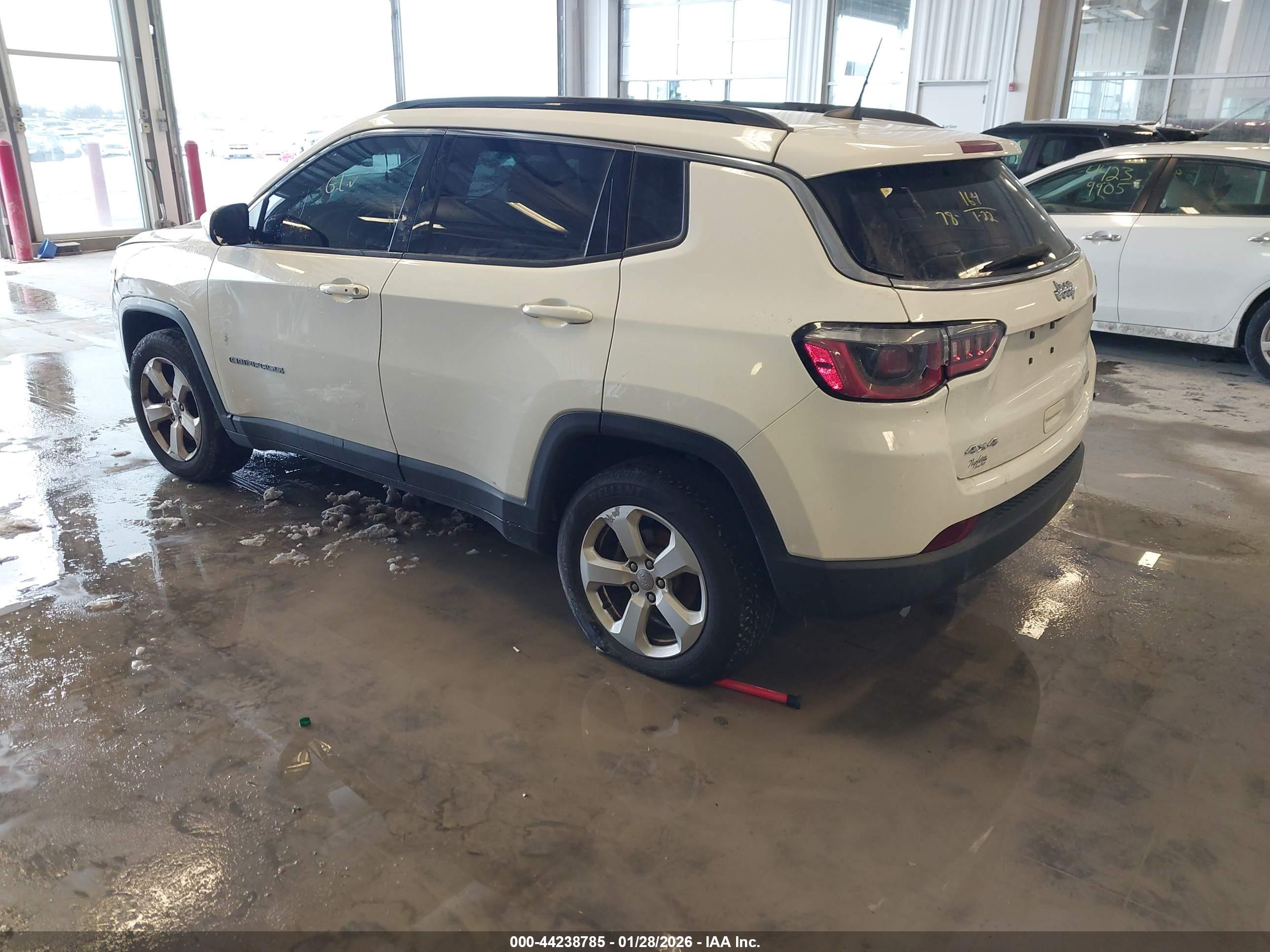 JEEP COMPASS image 3