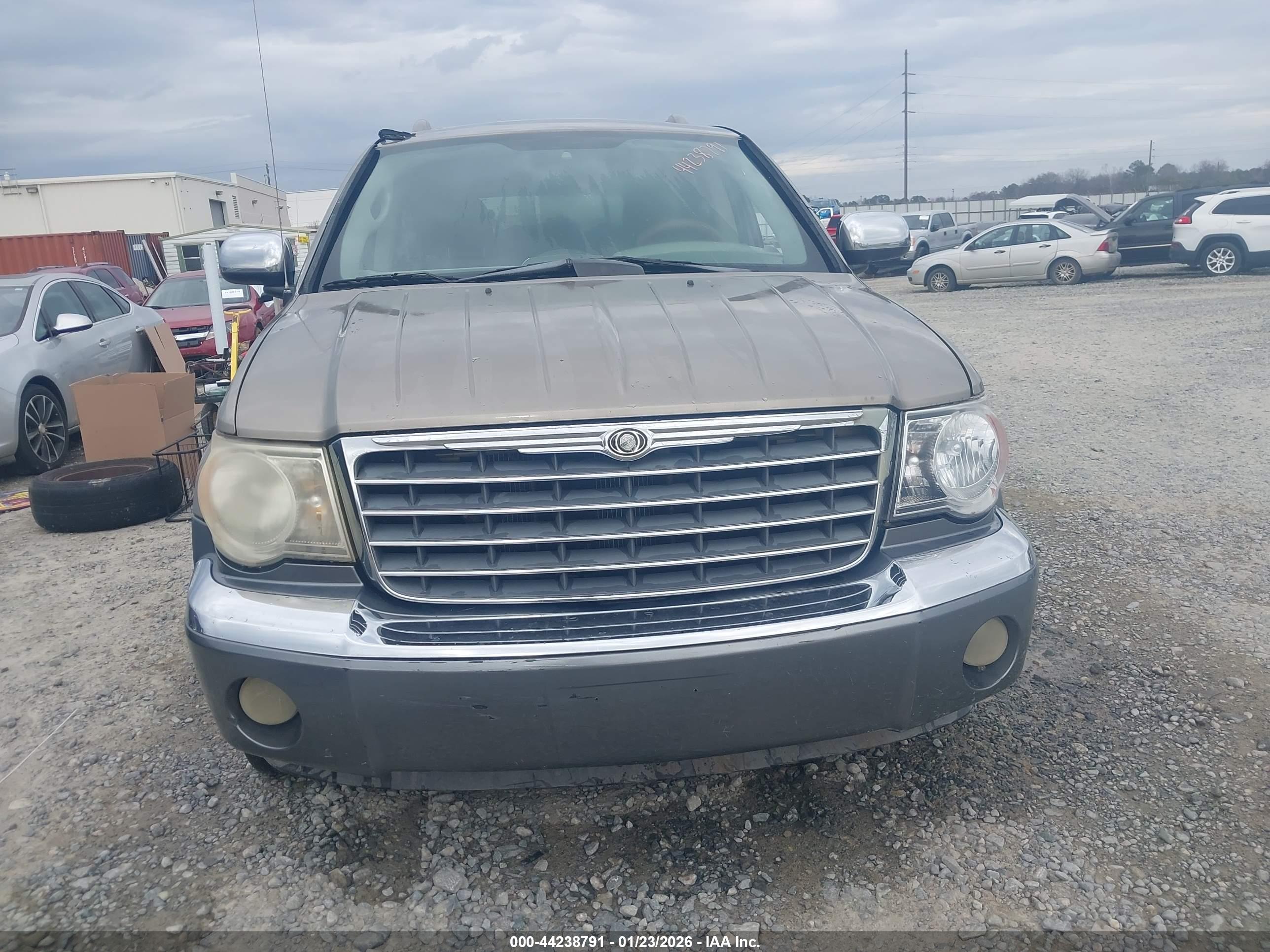 CHRYSLER ASPEN image 6