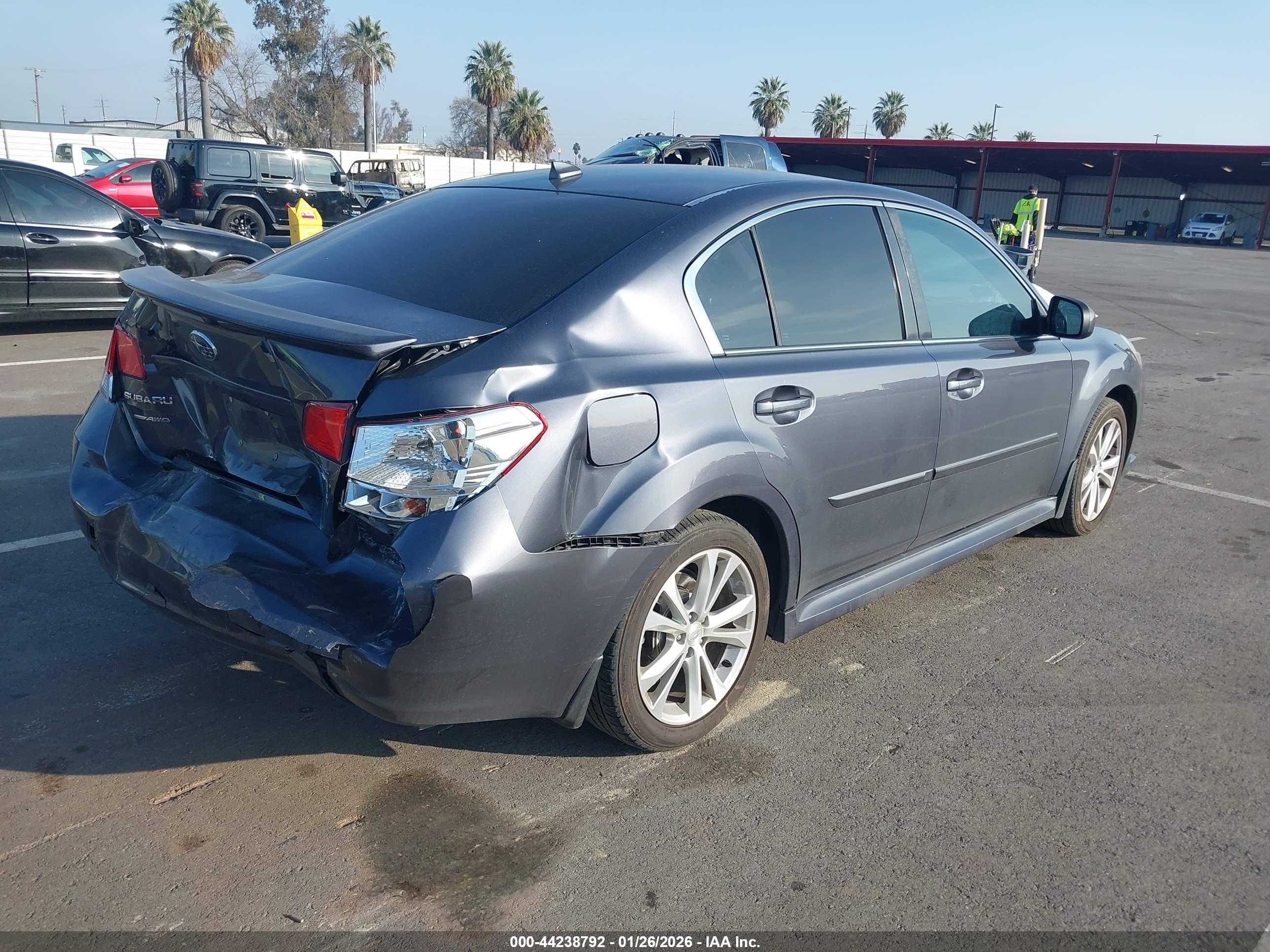 SUBARU LEGACY image 4