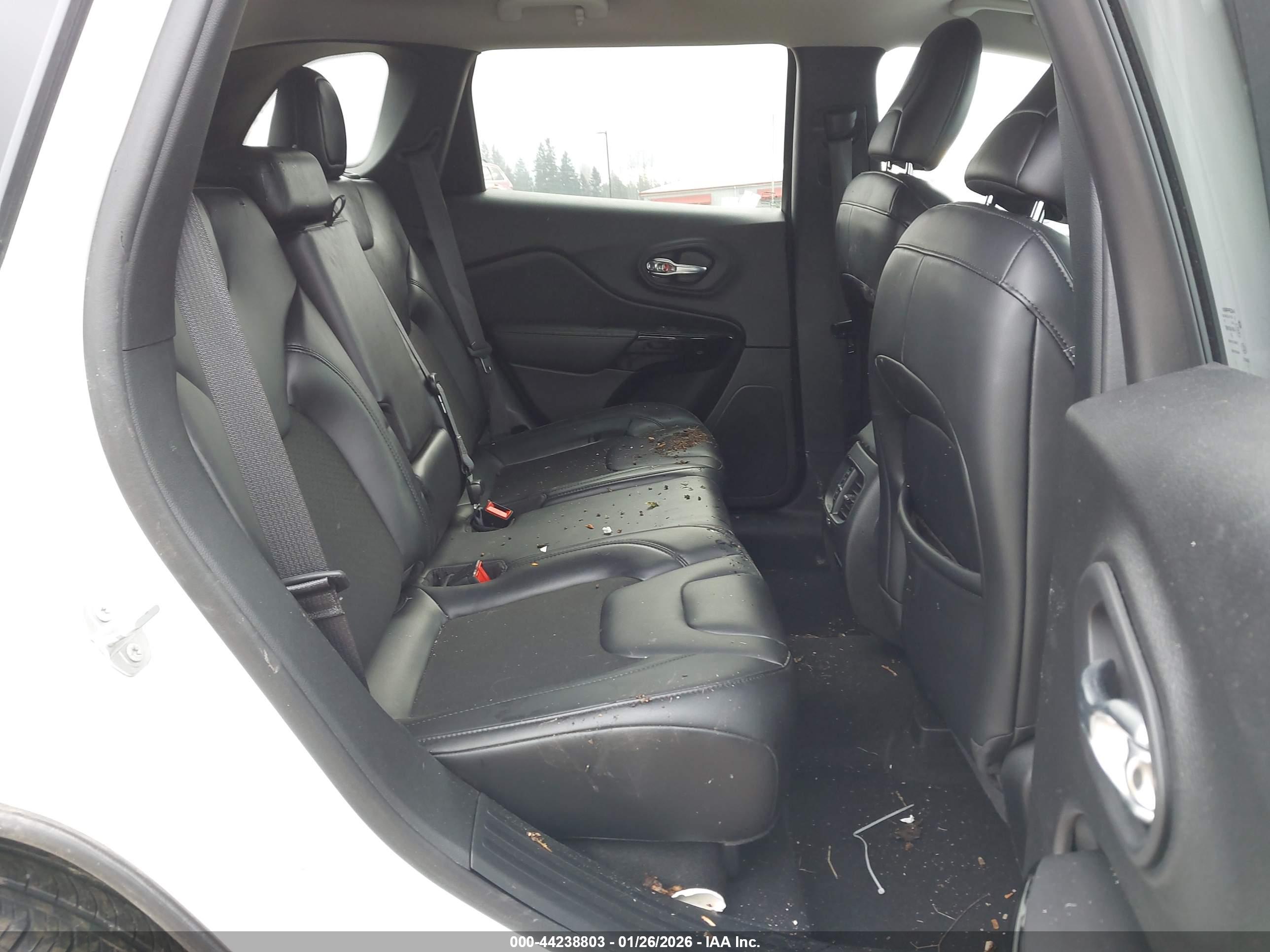 JEEP CHEROKEE image 8