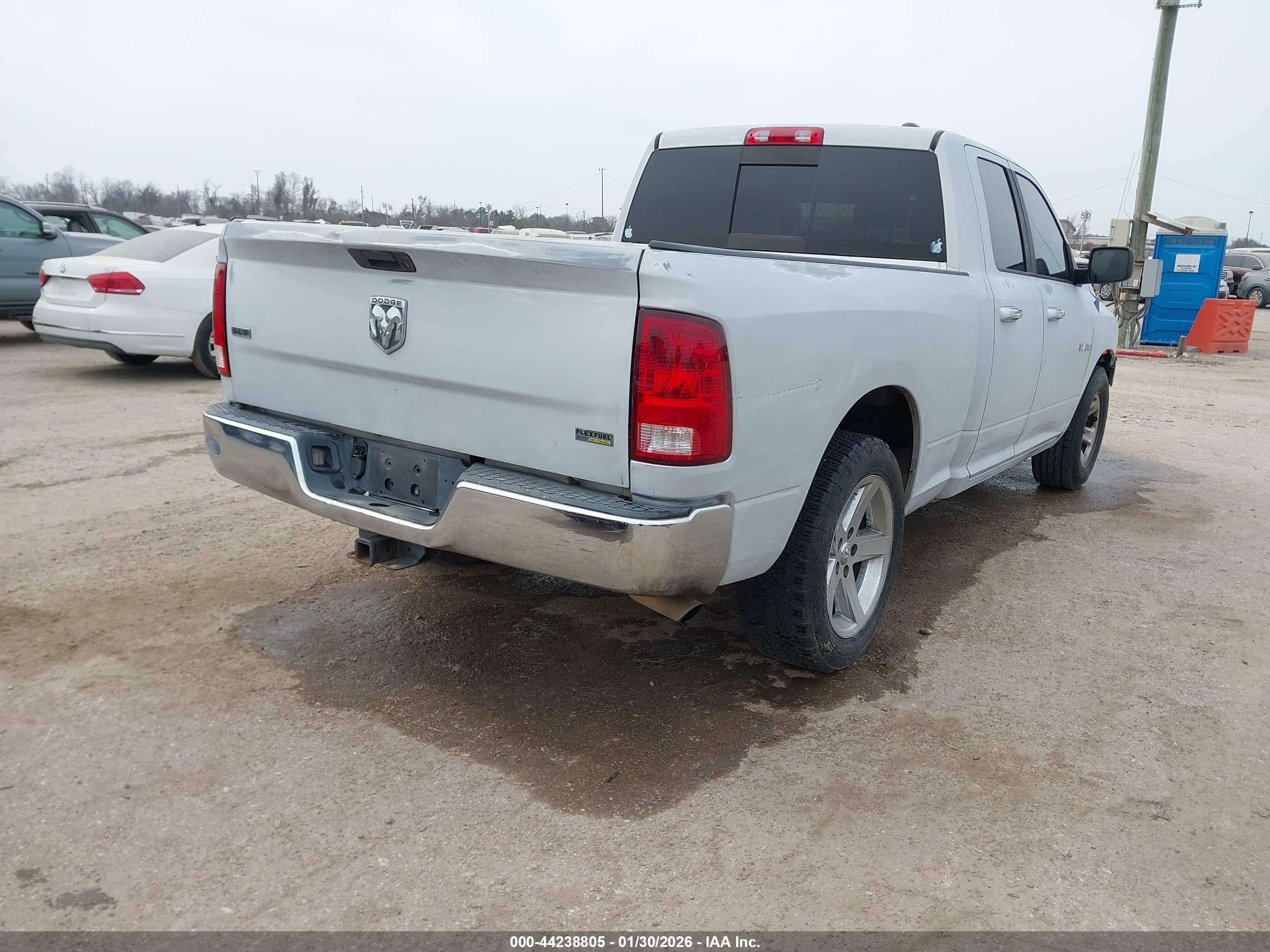 DODGE RAM image 4