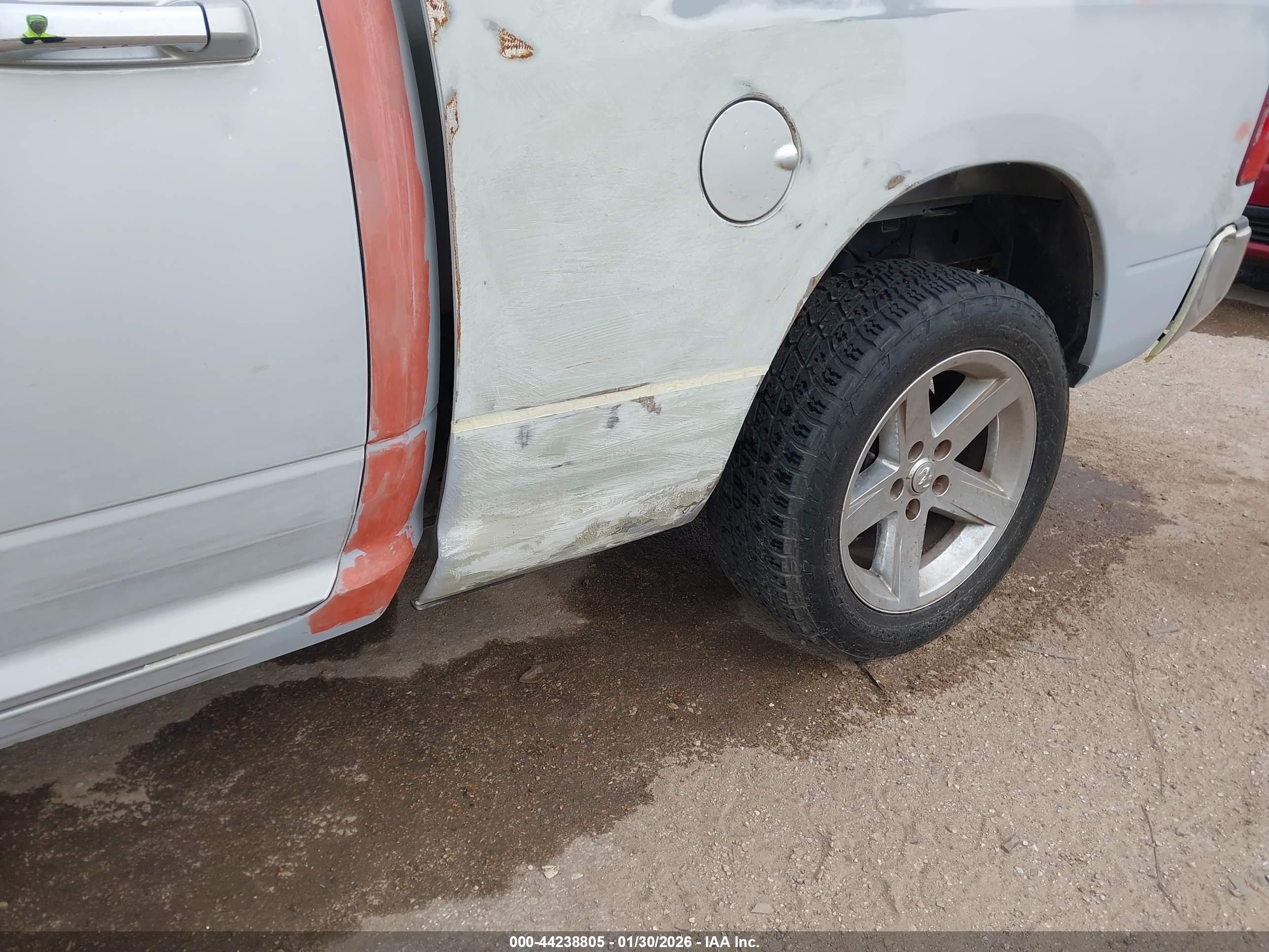 DODGE RAM image 6