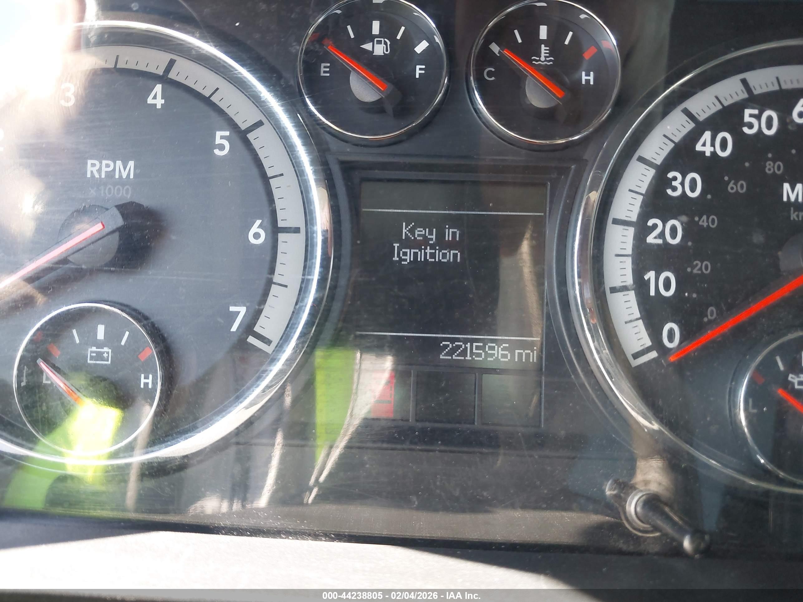 DODGE RAM image 7