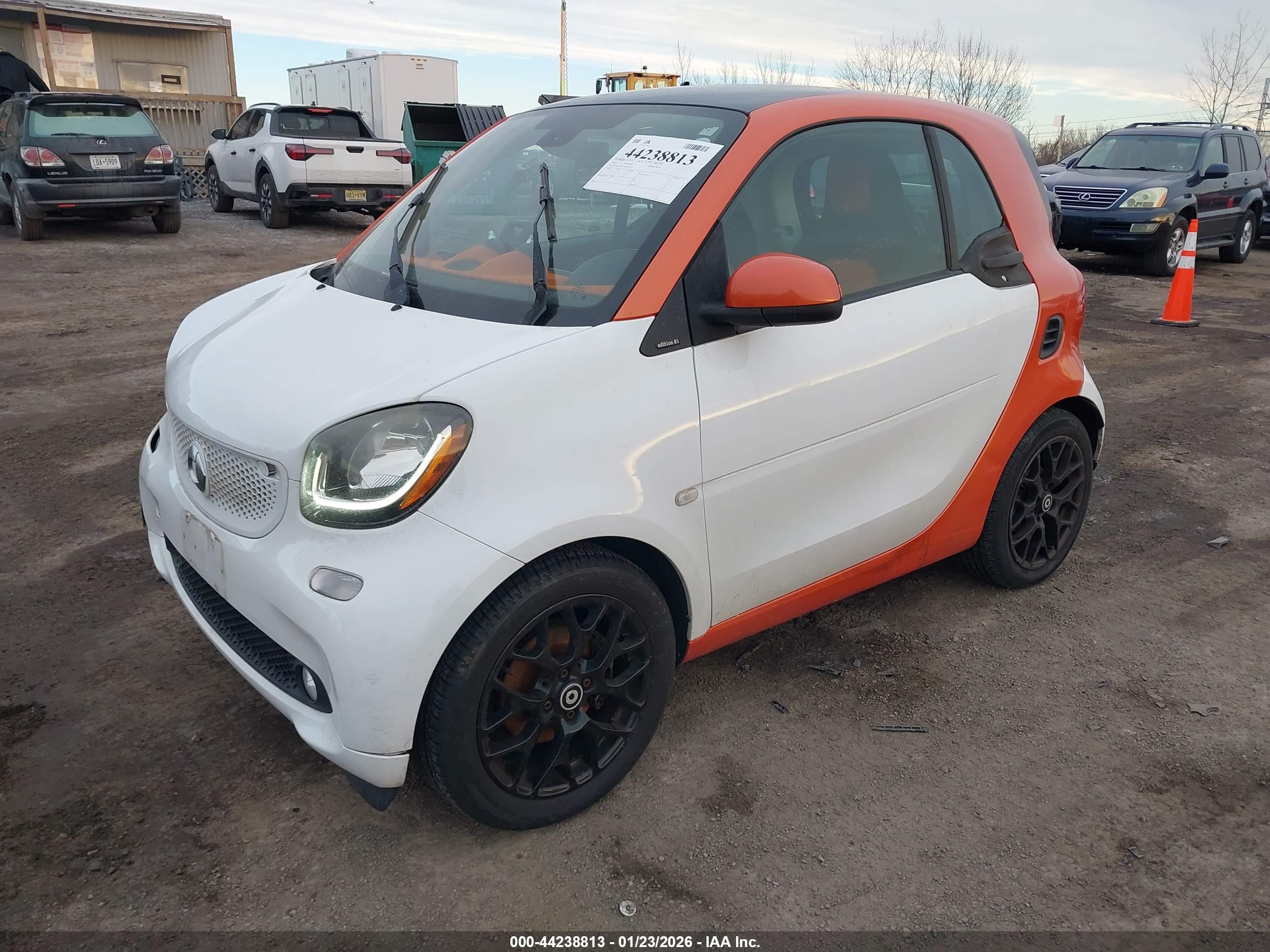 SMART FORTWO image 2