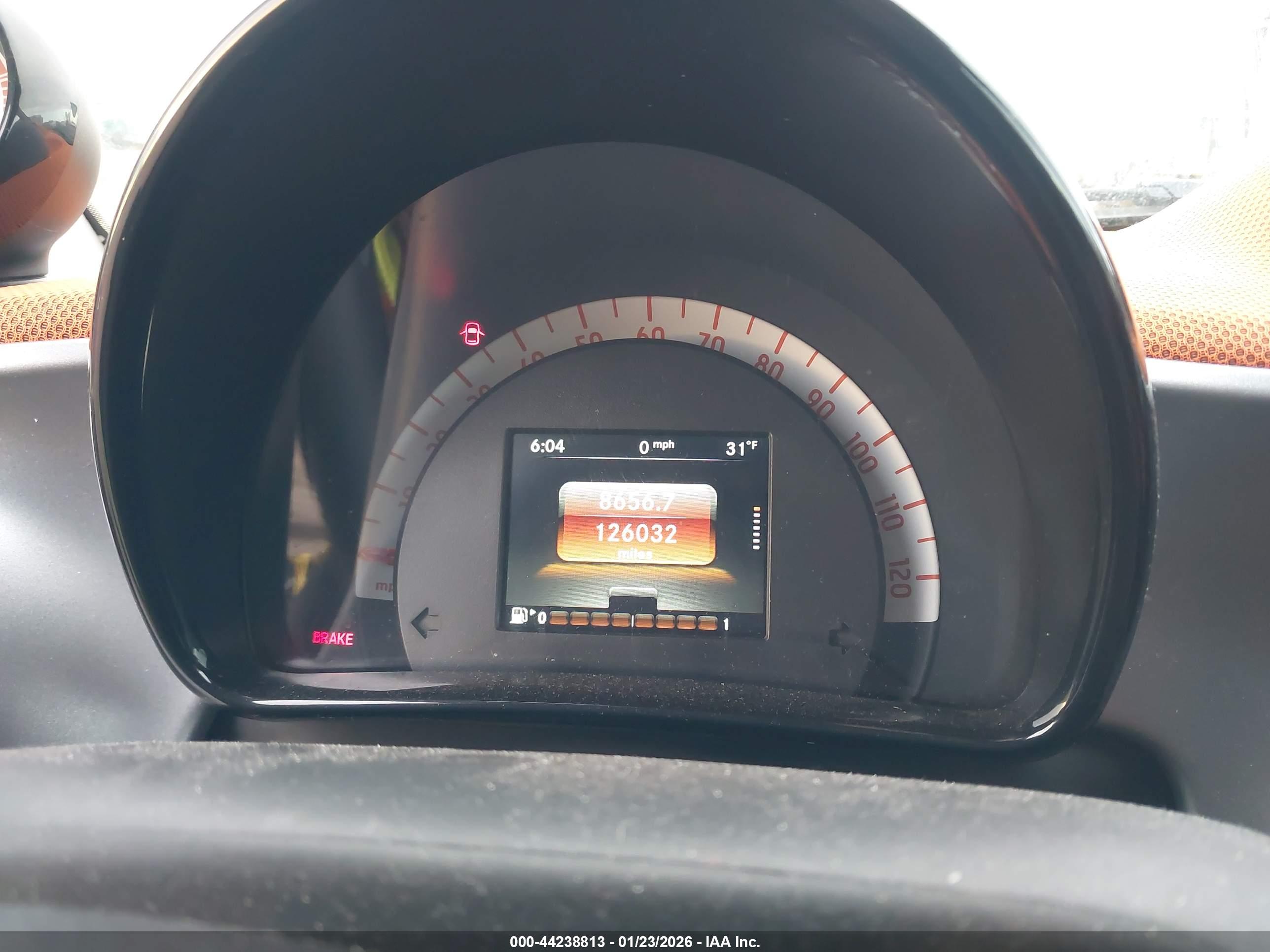 SMART FORTWO image 7