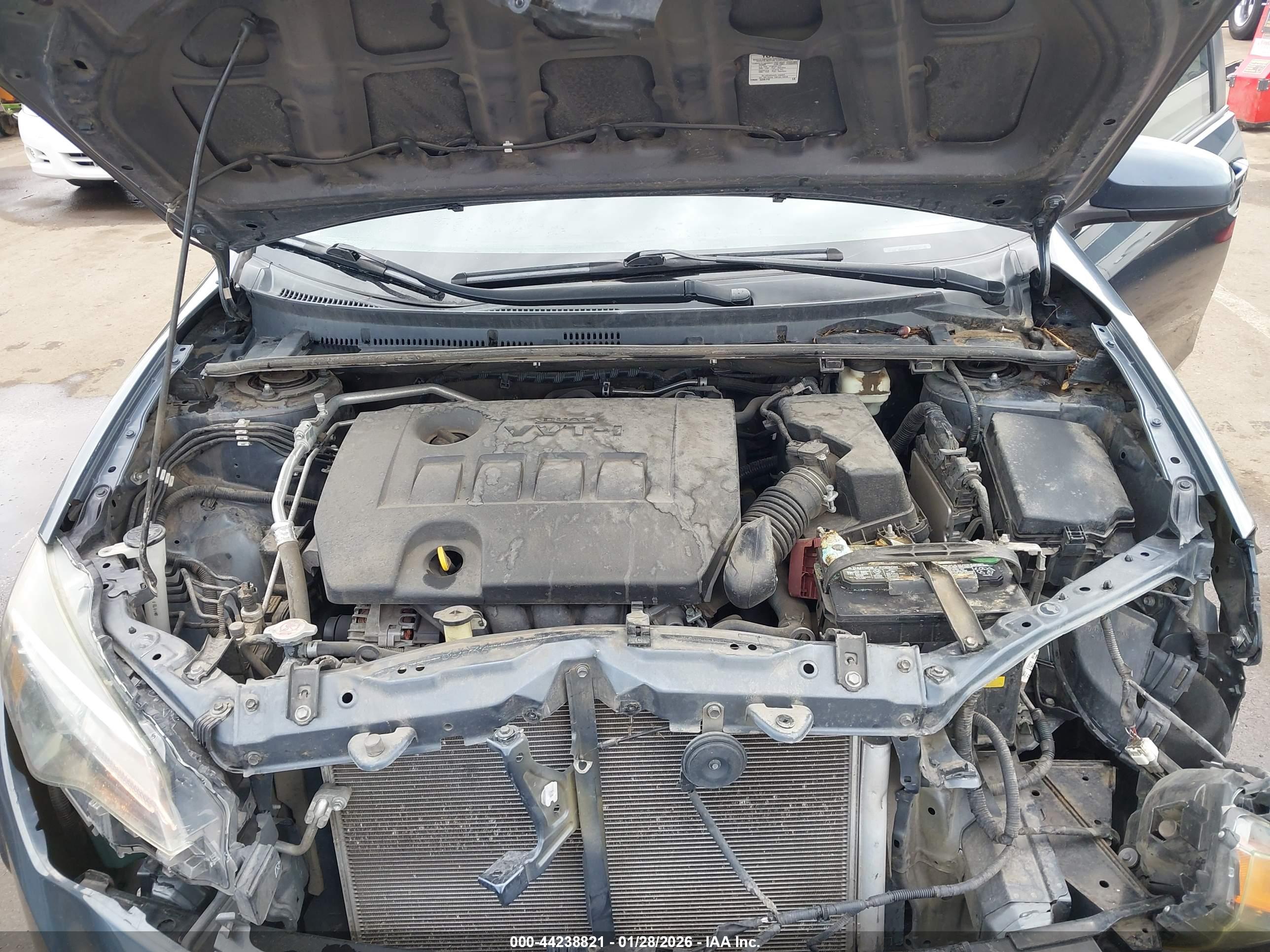TOYOTA COROLLA image 10