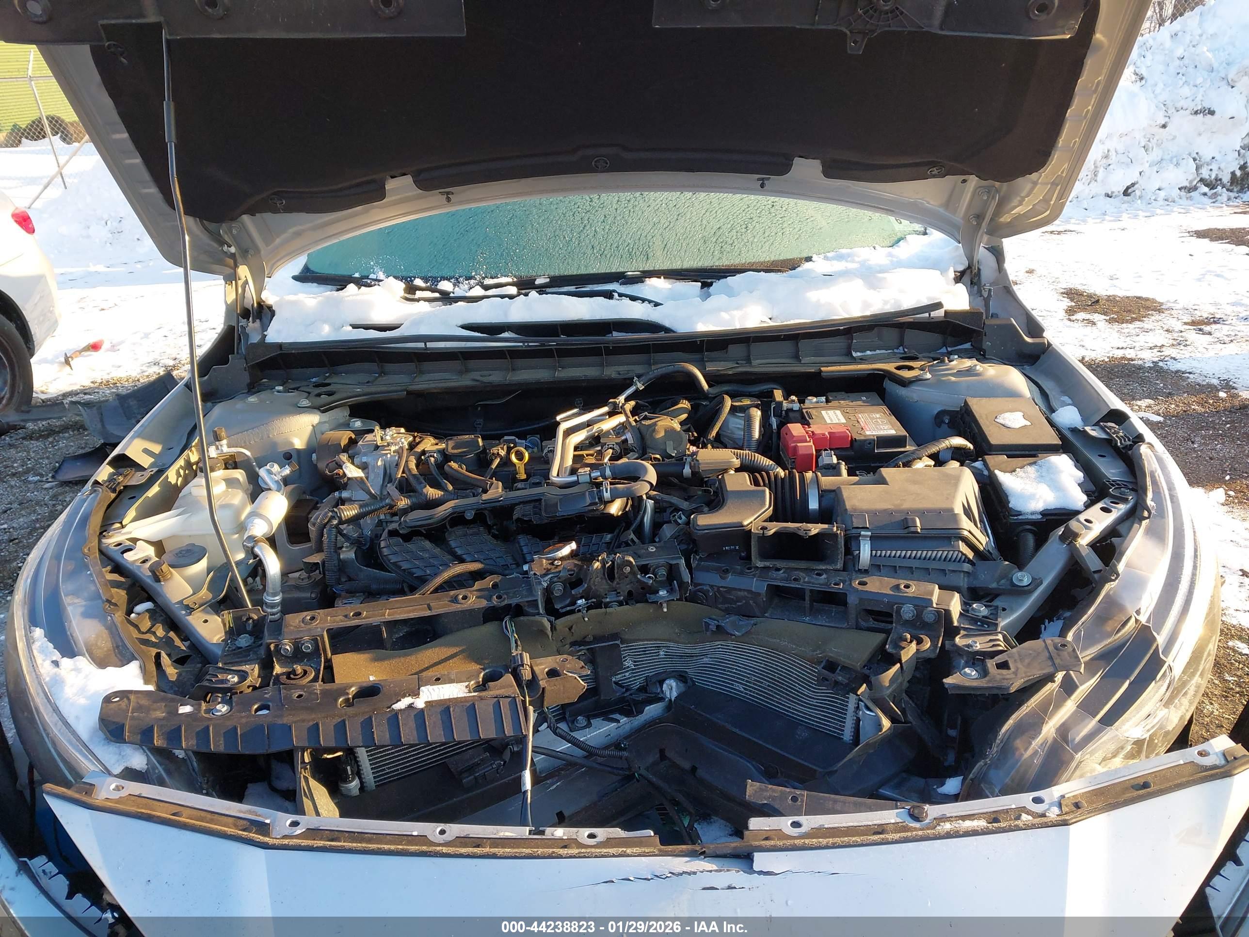 NISSAN ALTIMA image 10