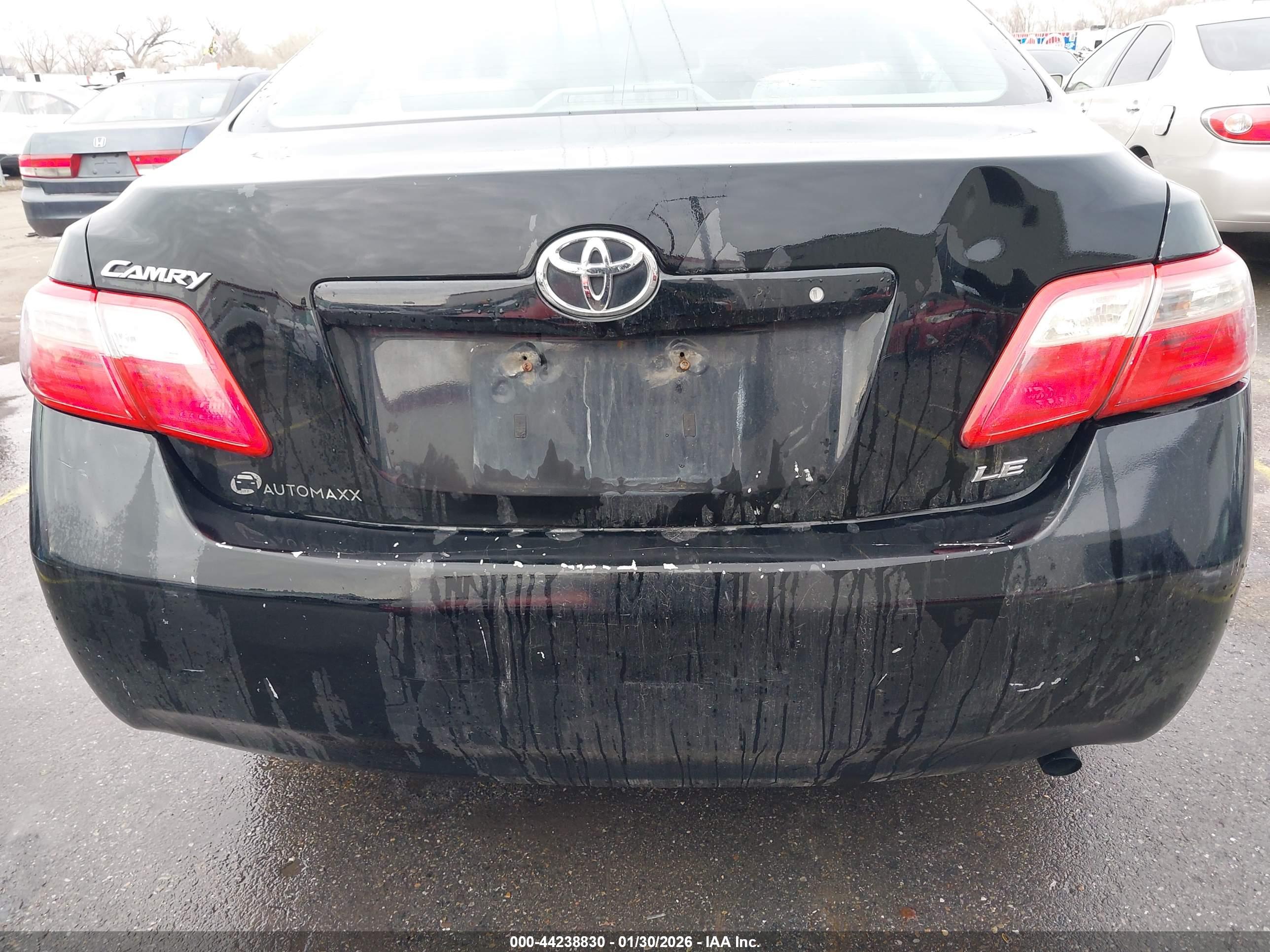 TOYOTA CAMRY image 6