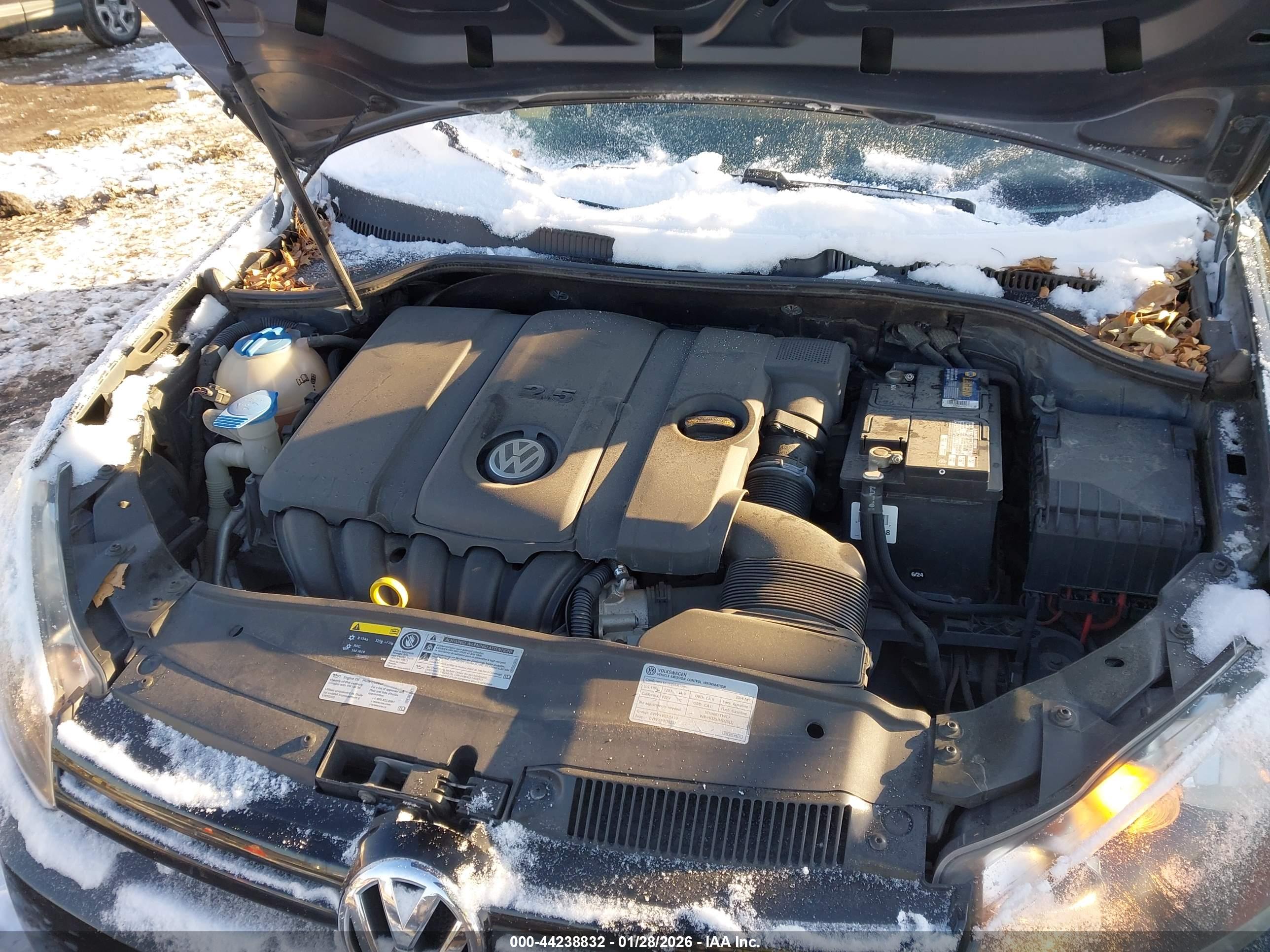 VOLKSWAGEN GOLF image 10