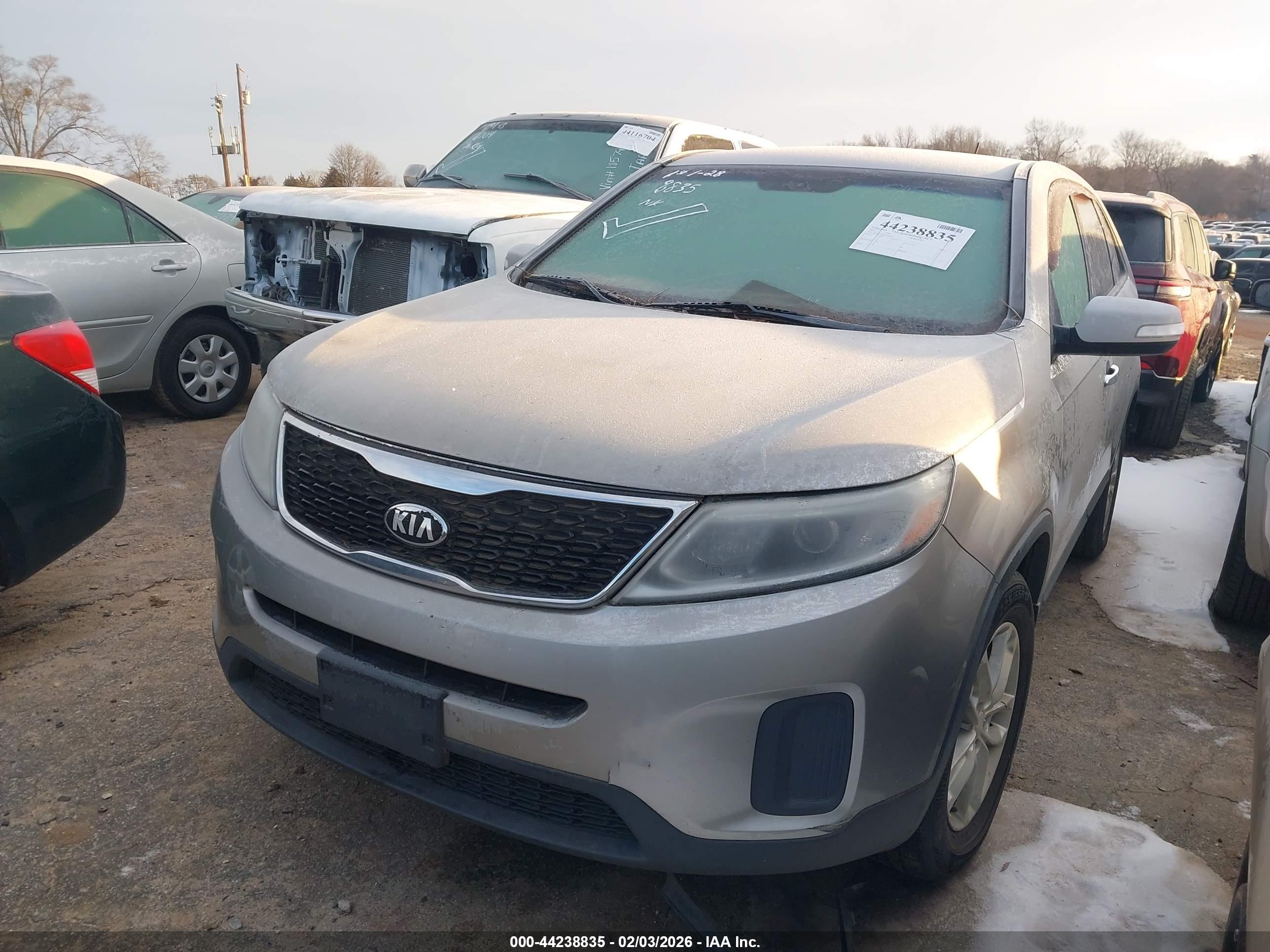 KIA SORENTO image 2