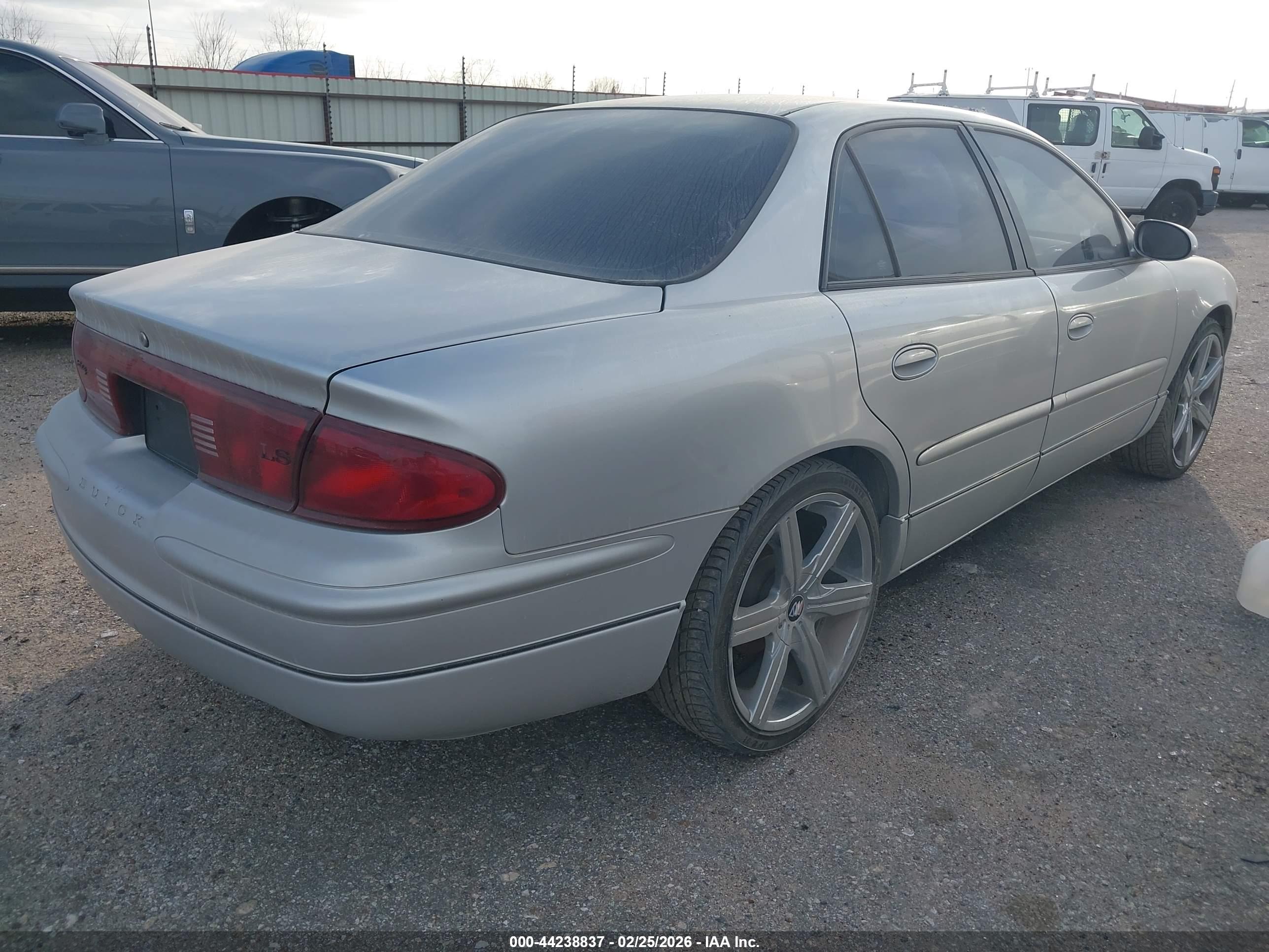 BUICK REGAL image 4