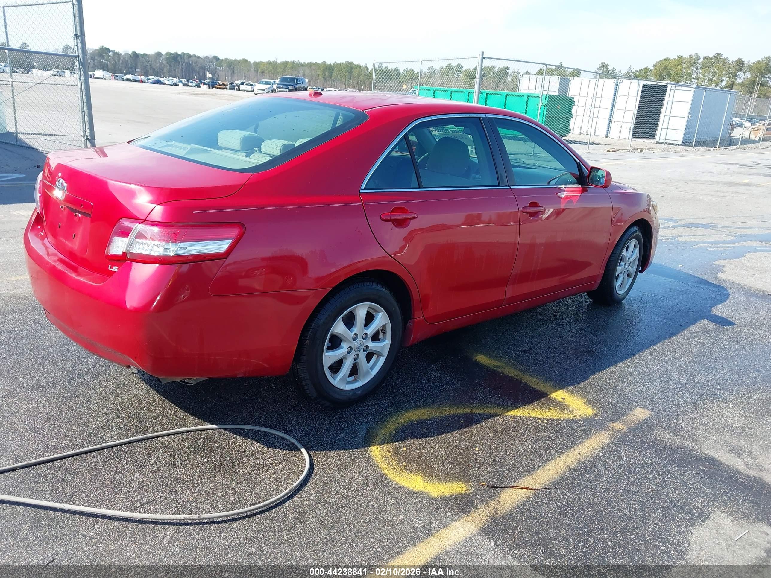 TOYOTA CAMRY image 4