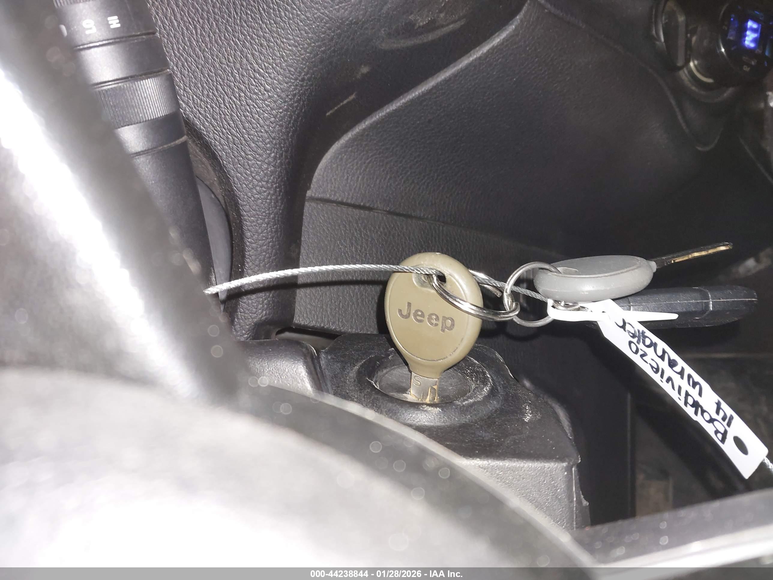 JEEP WRANGLER image 11