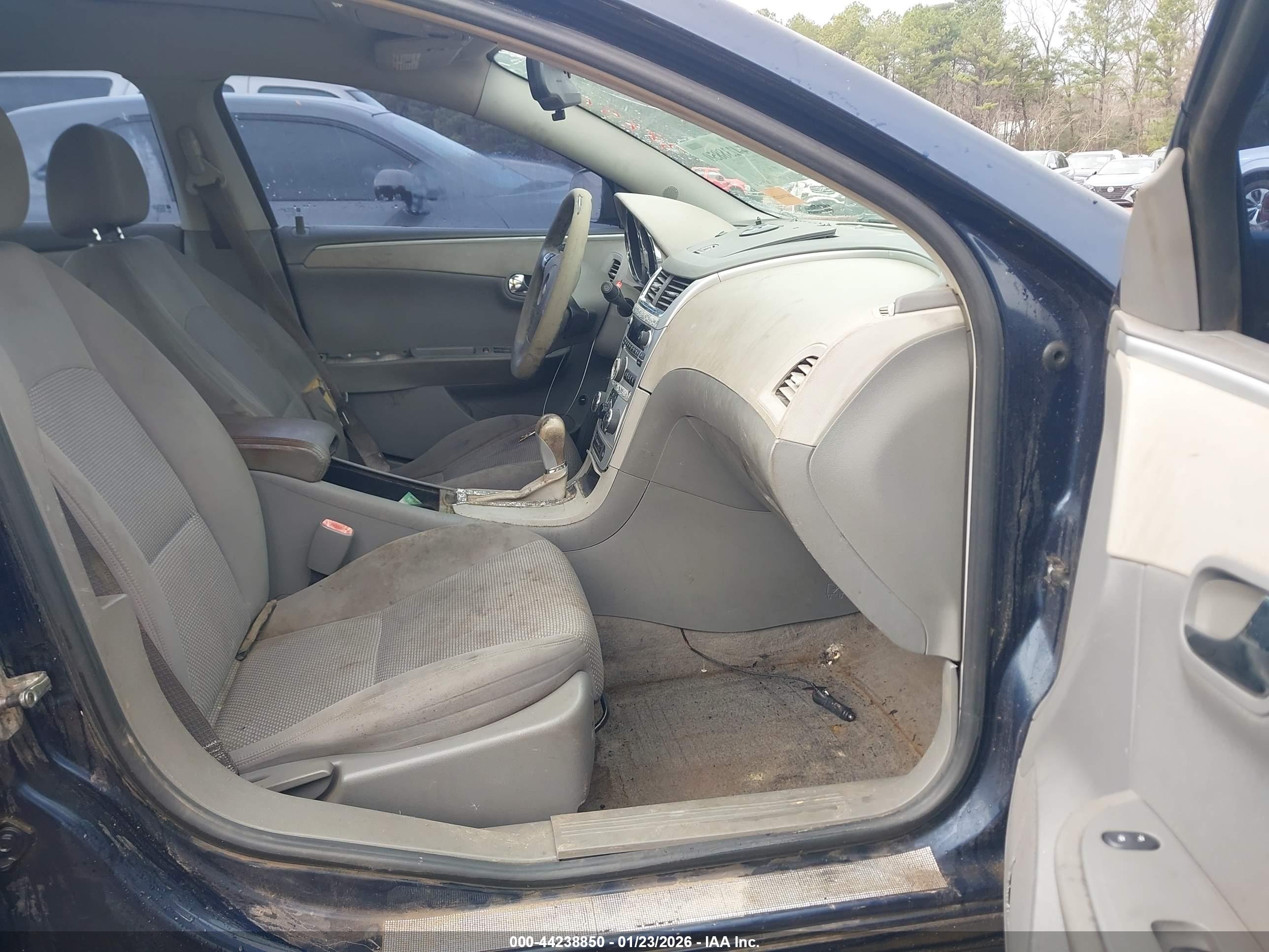 CHEVROLET MALIBU image 5