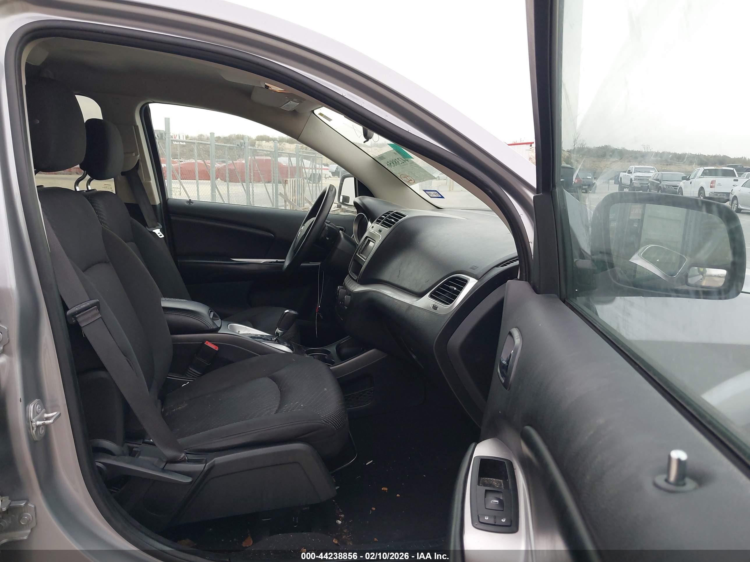 DODGE JOURNEY image 5