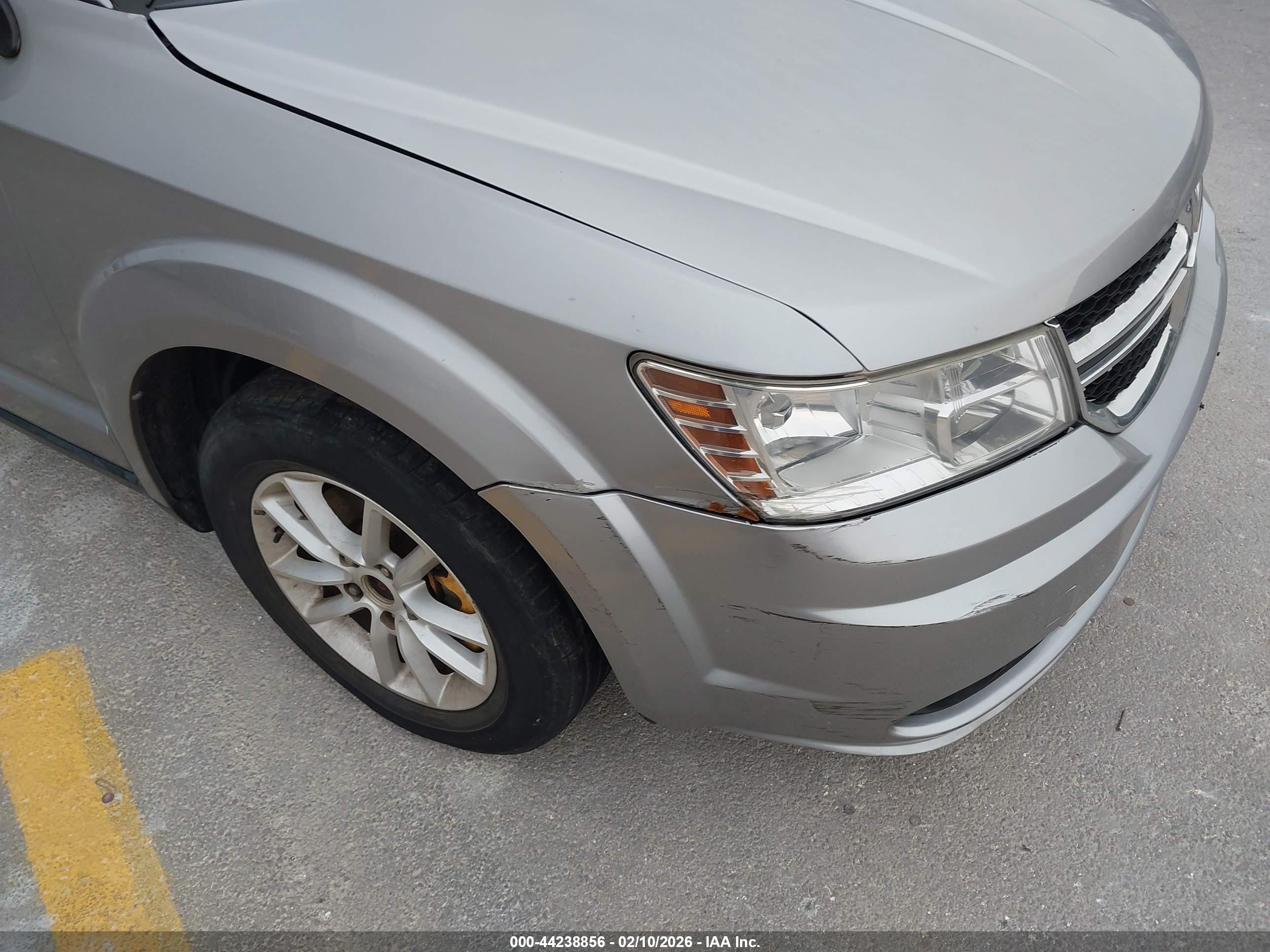 DODGE JOURNEY image 6