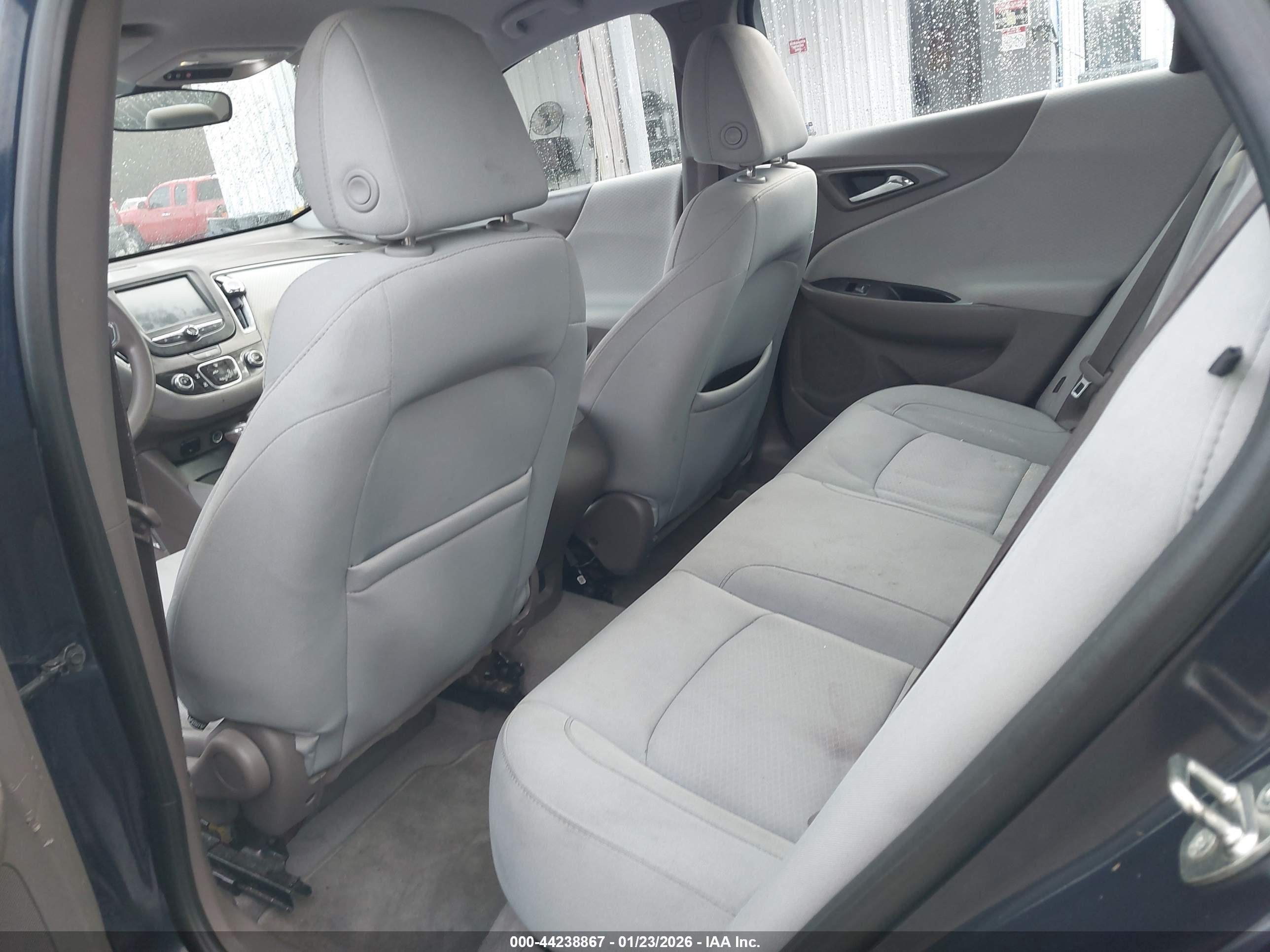 CHEVROLET MALIBU image 8