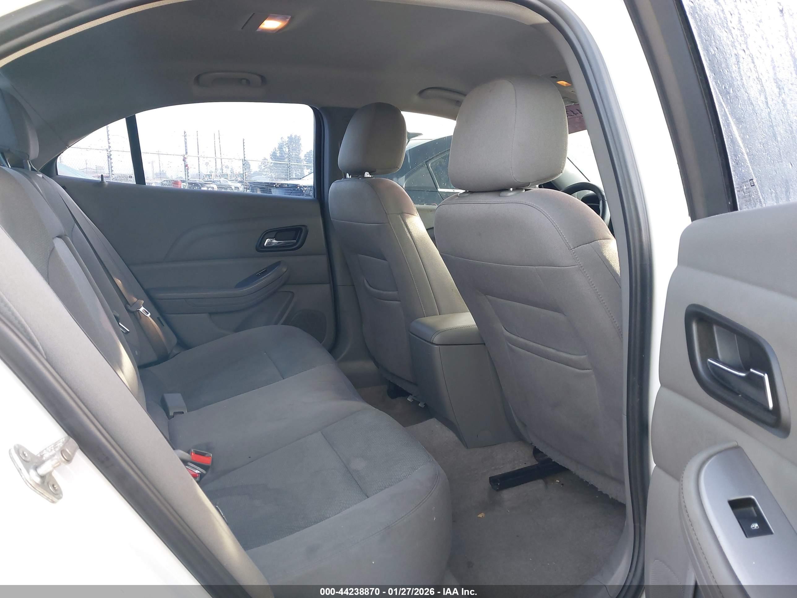 CHEVROLET MALIBU image 8