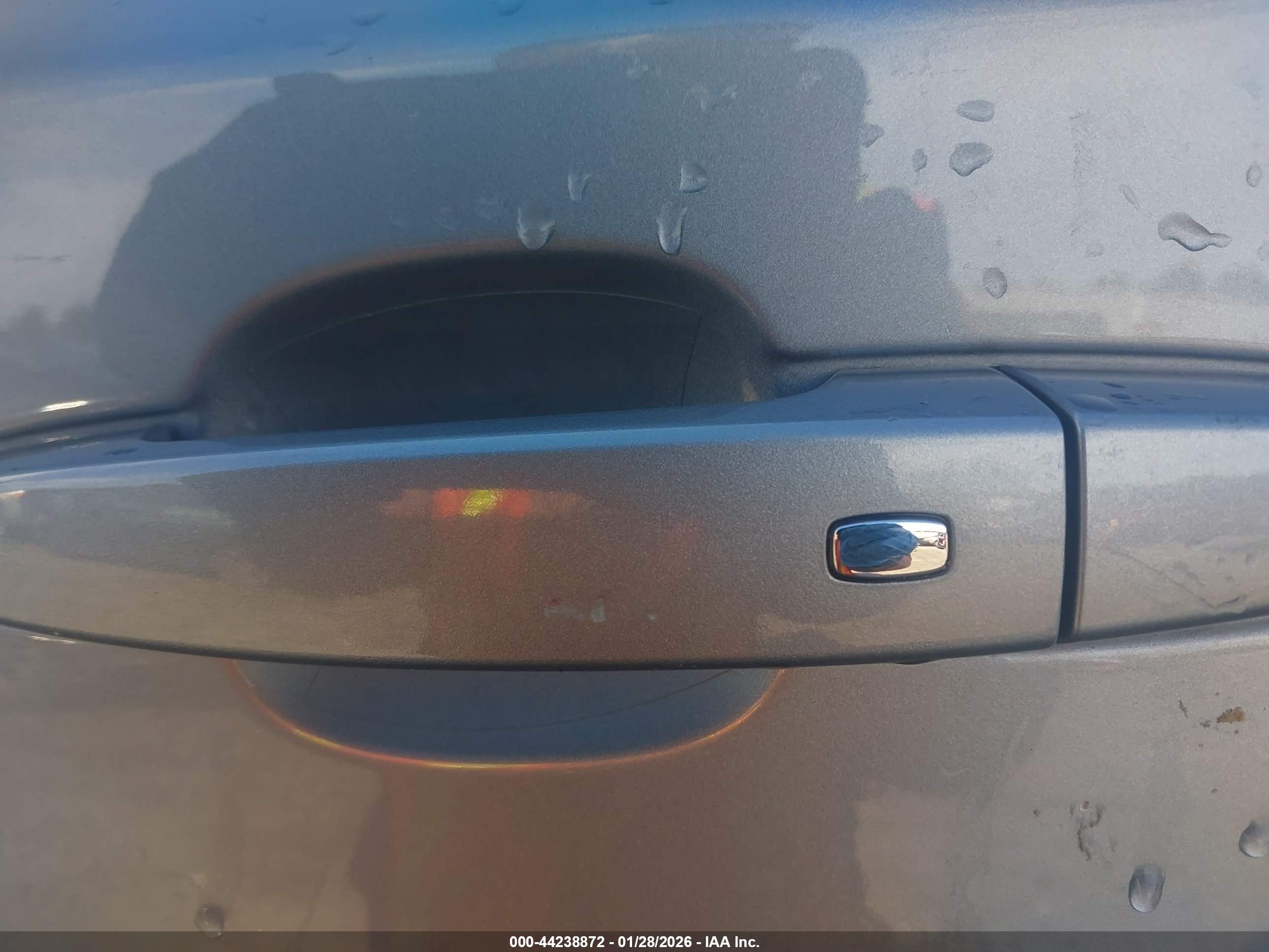 CHEVROLET TRAVERSE image 6