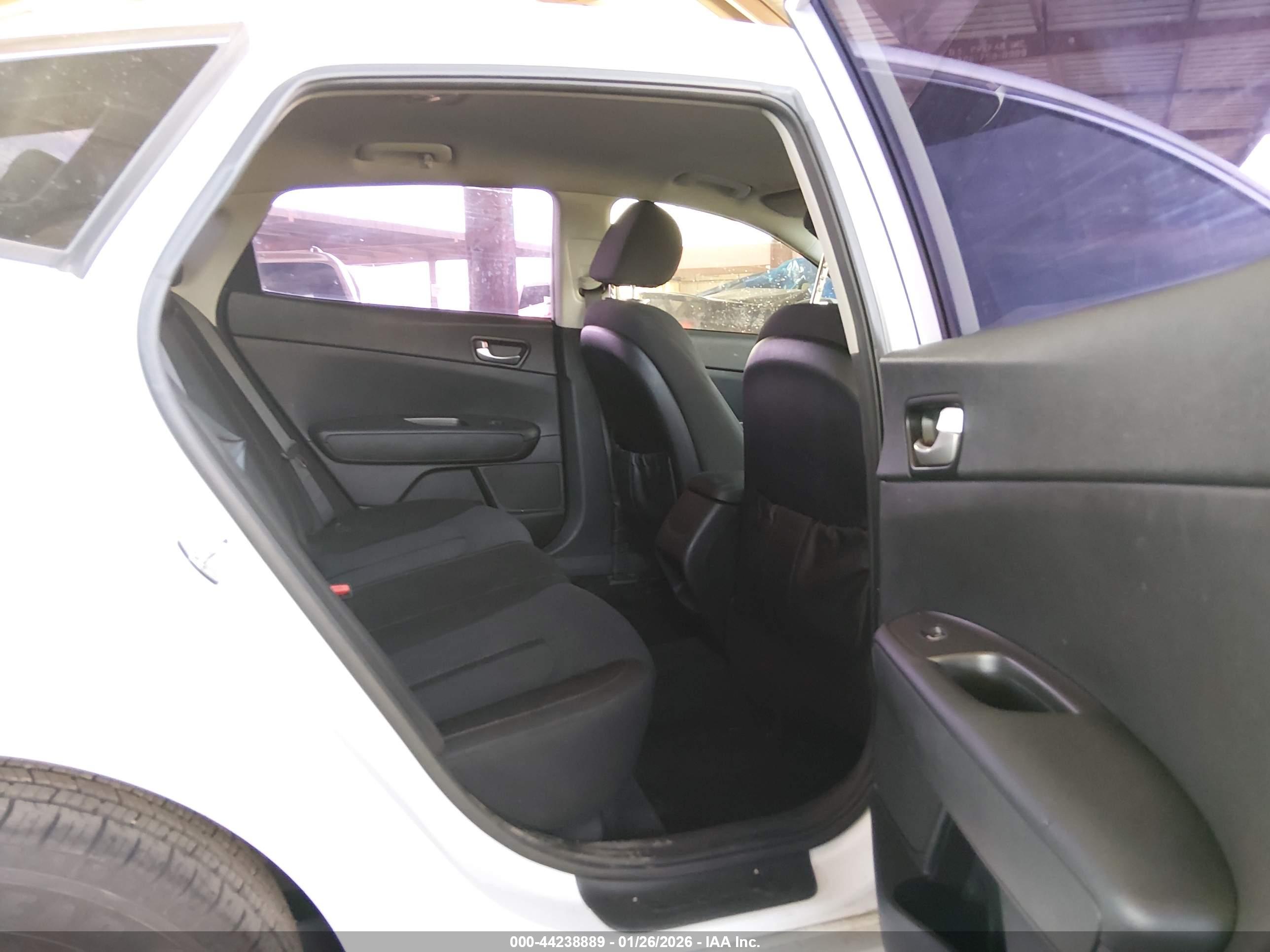 KIA OPTIMA image 8