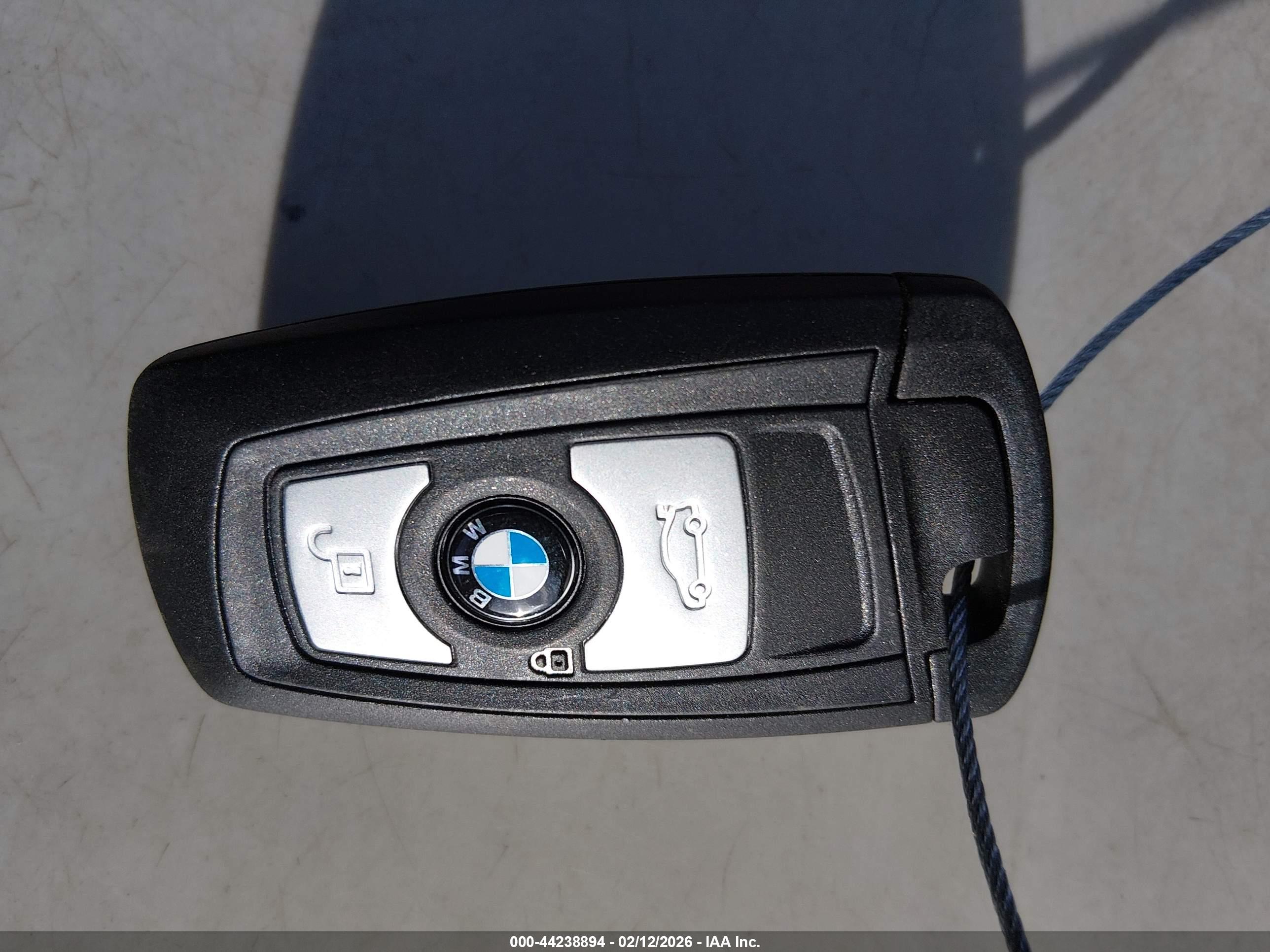 BMW 328I image 11