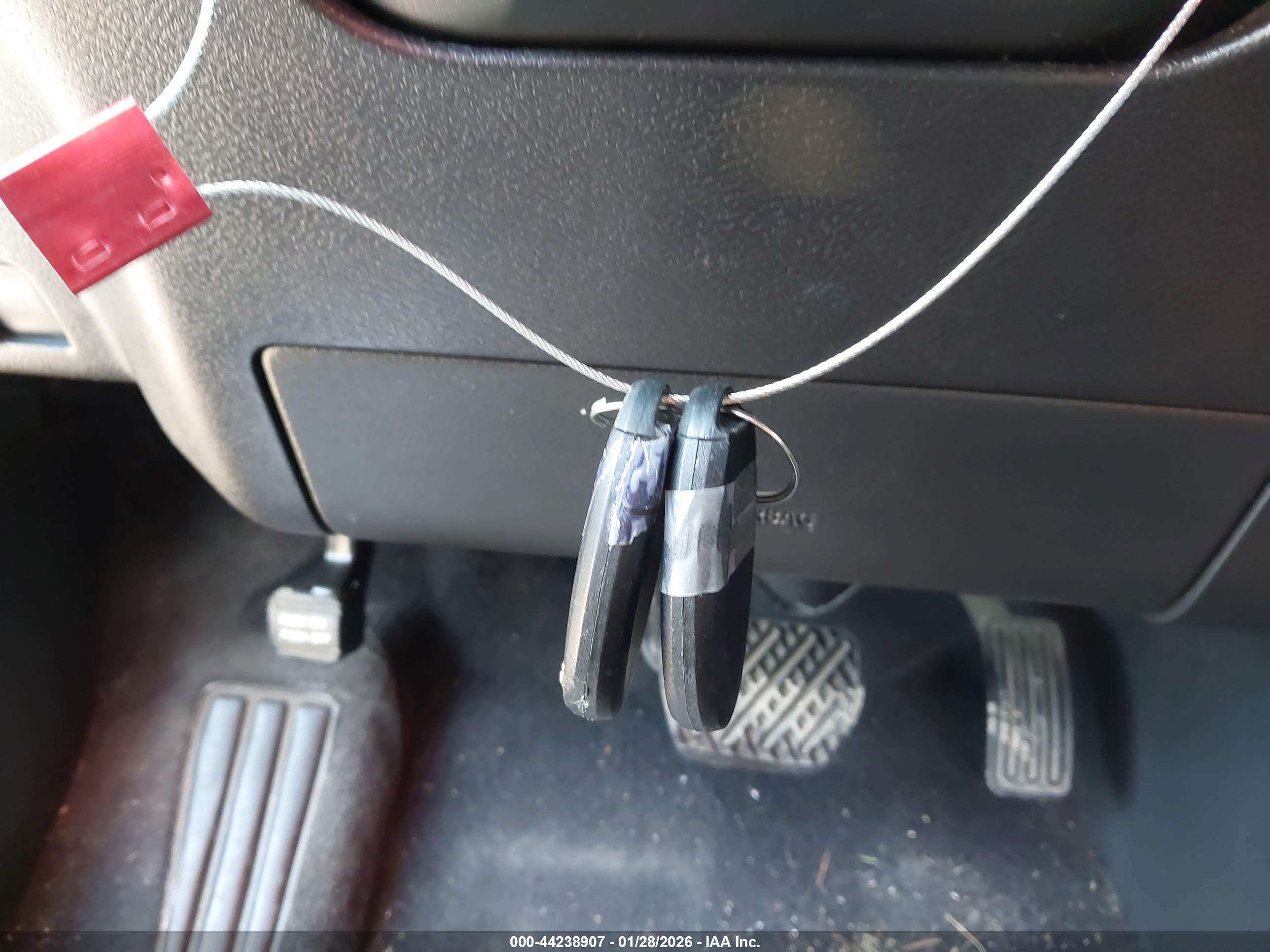 NISSAN MURANO image 11
