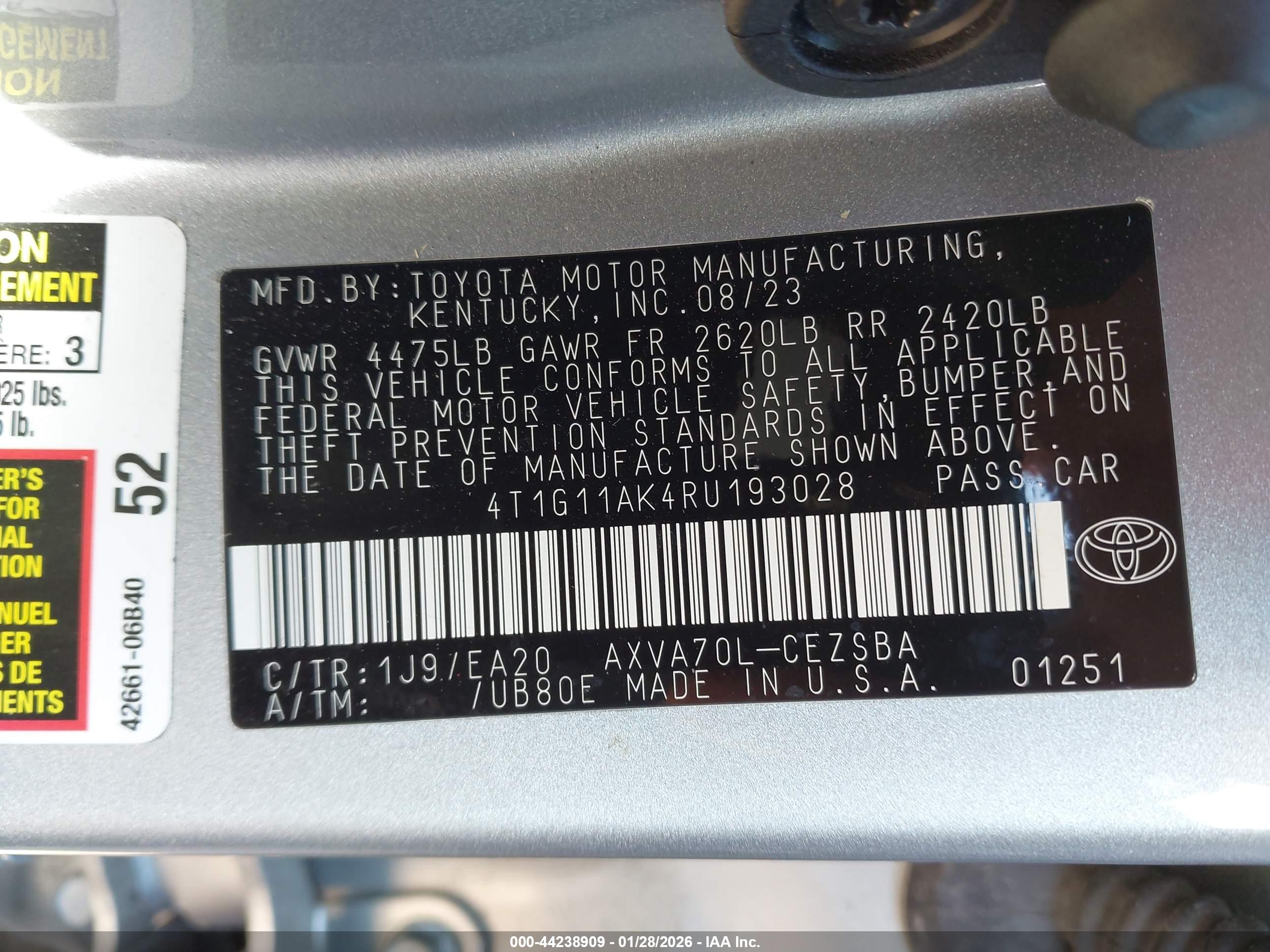 TOYOTA CAMRY image 9