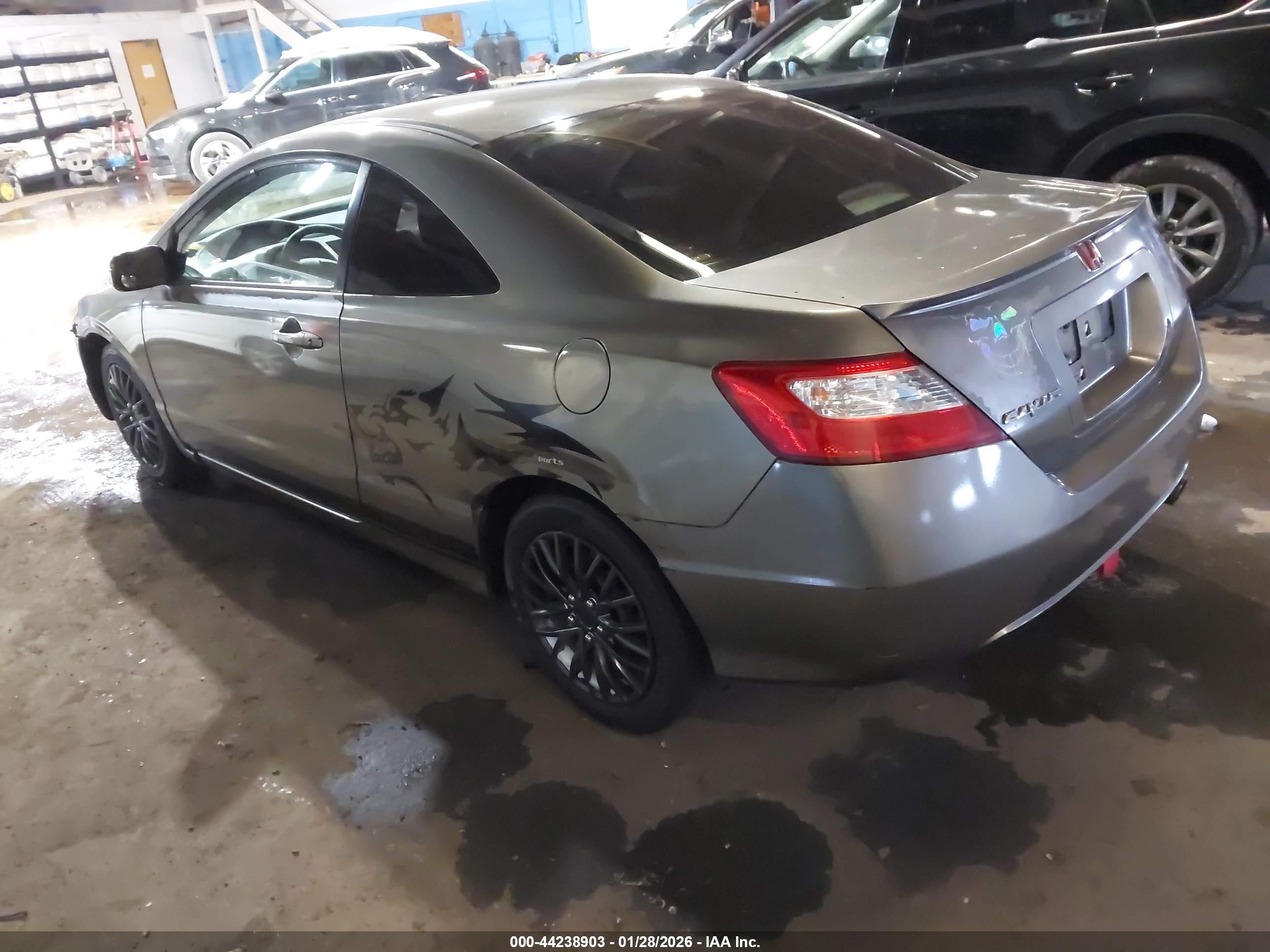 HONDA CIVIC image 3