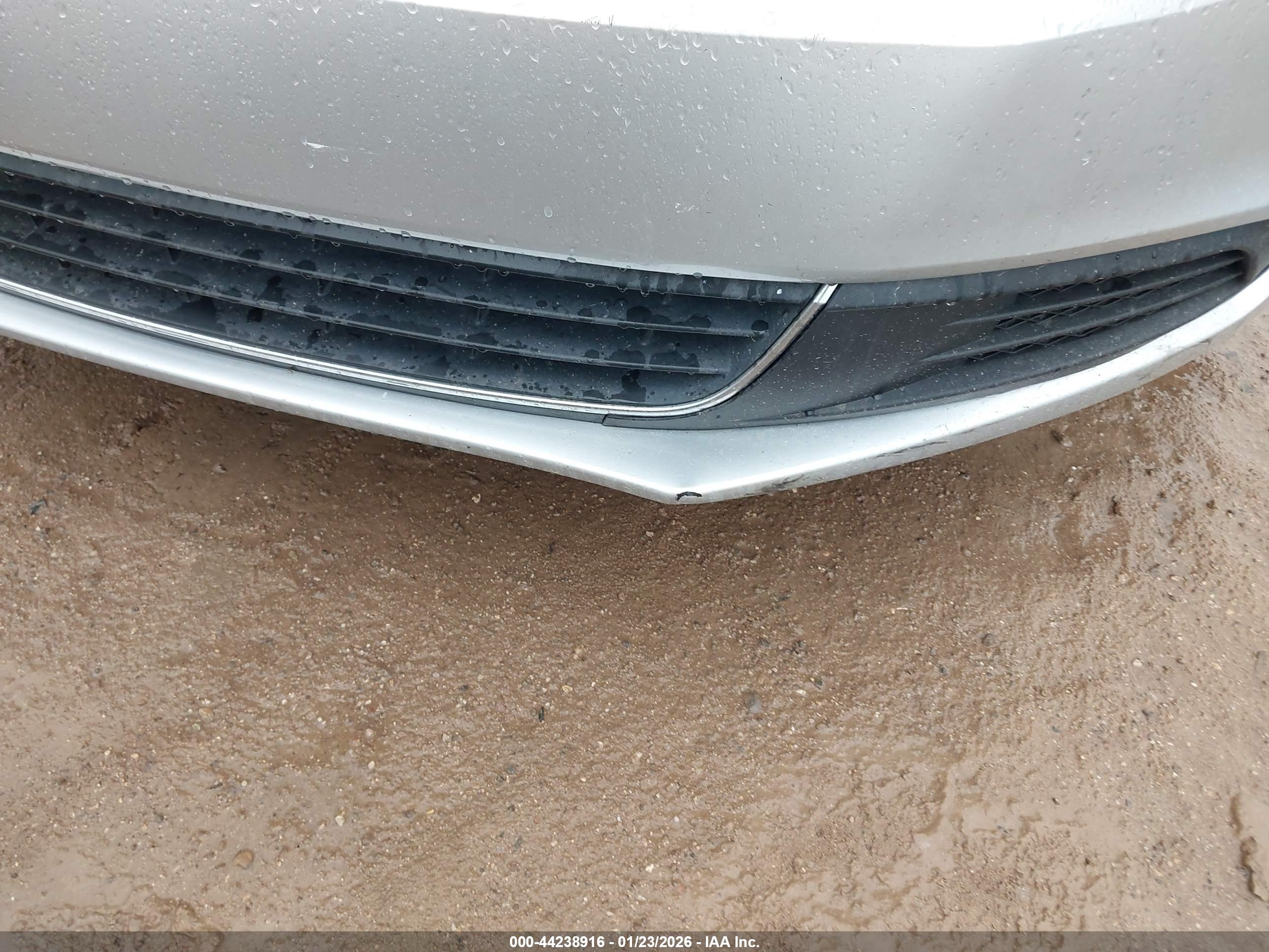 VOLKSWAGEN JETTA image 6