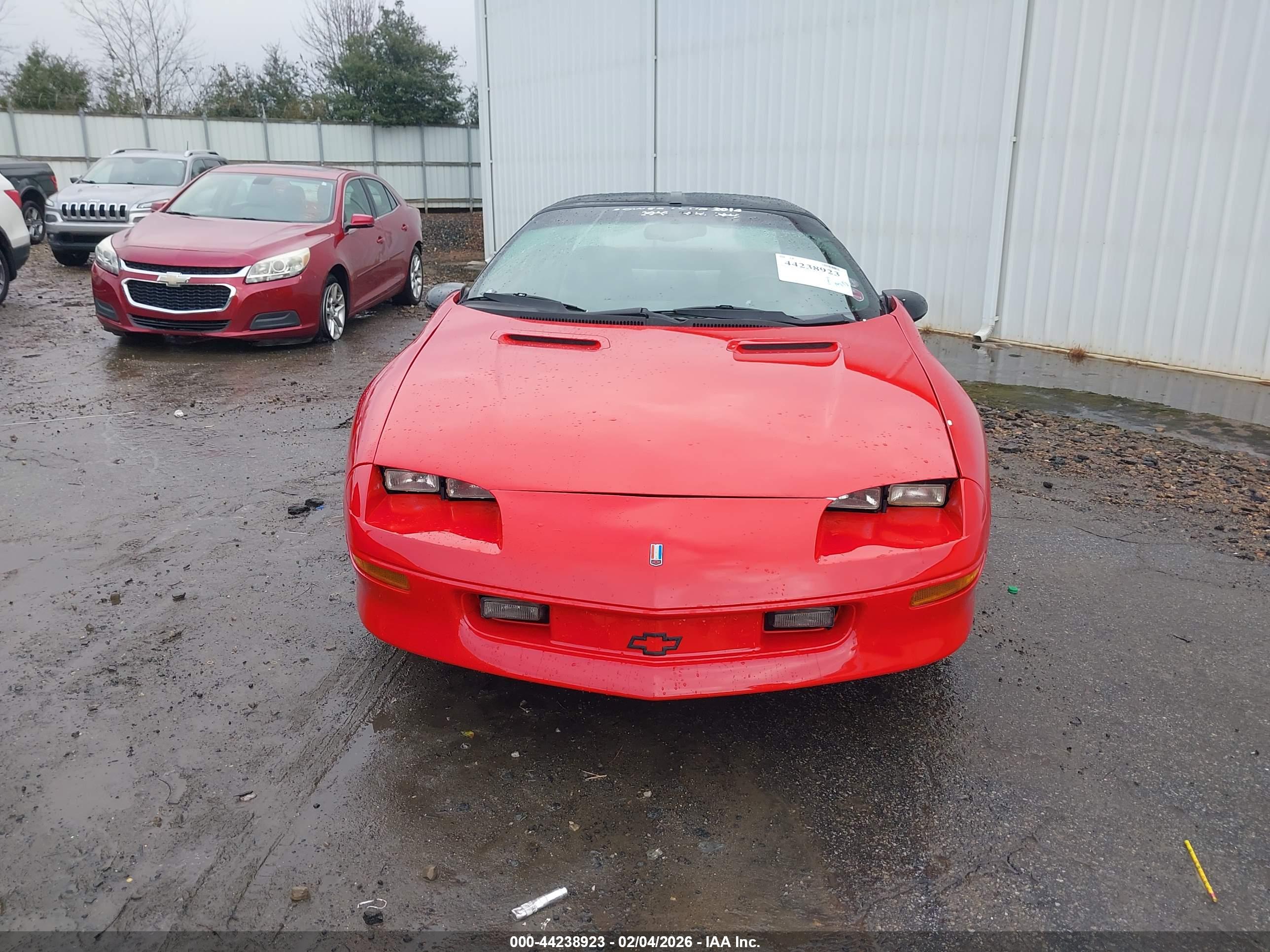 CHEVROLET CAMARO image 6