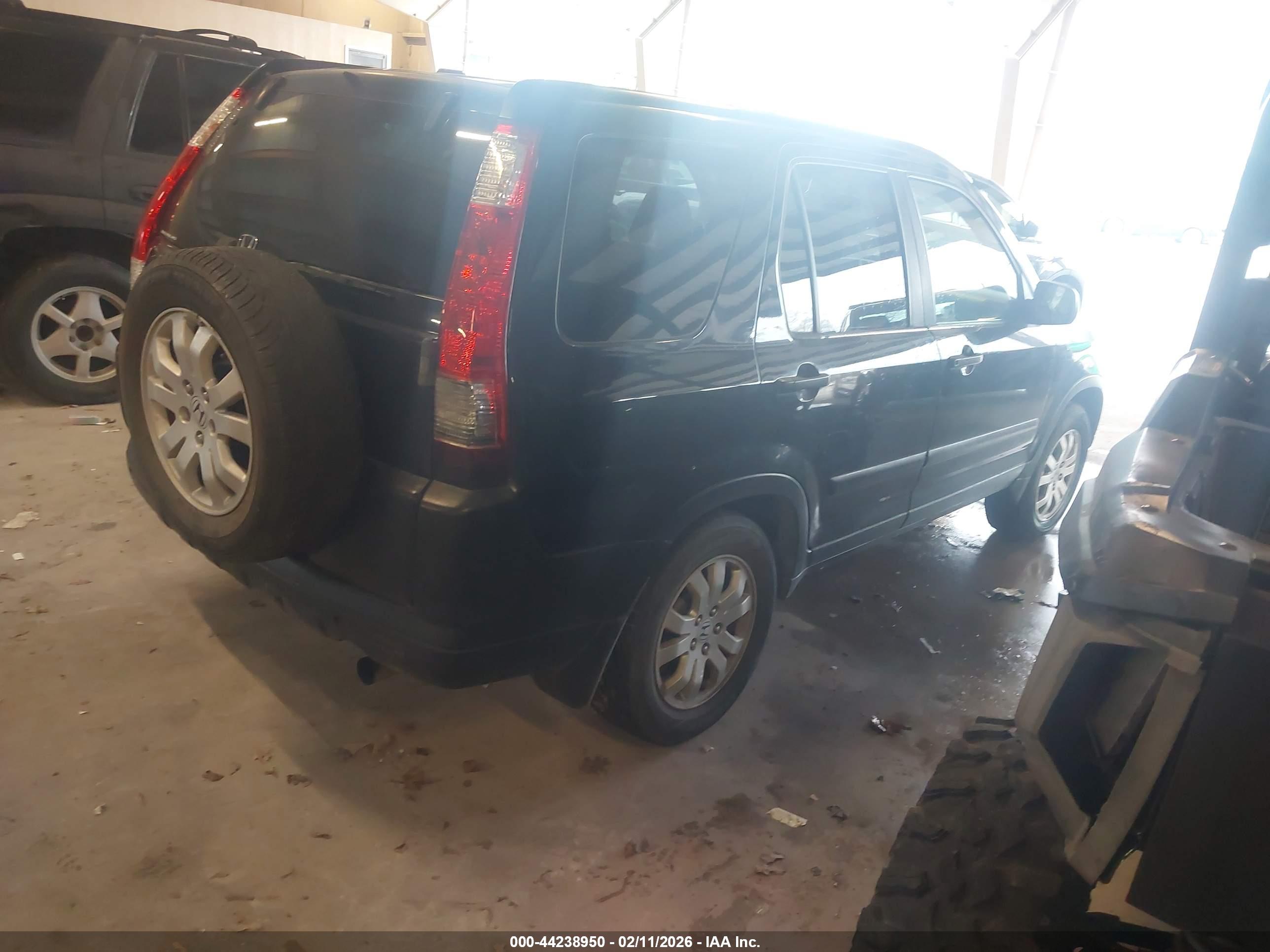 HONDA CR-V image 4
