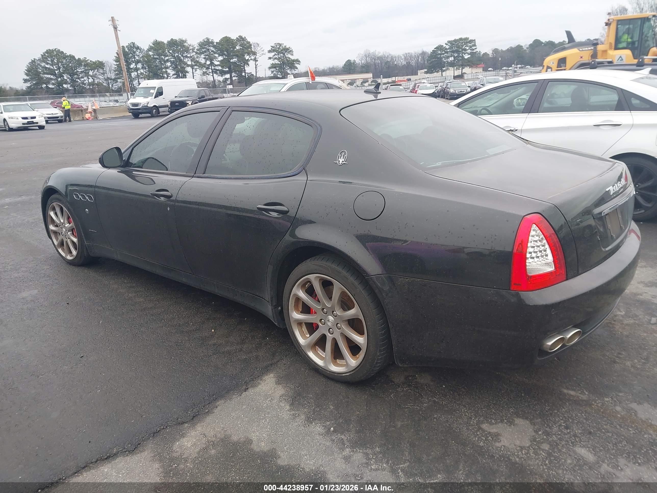 MASERATI QUATTROPORTE image 3