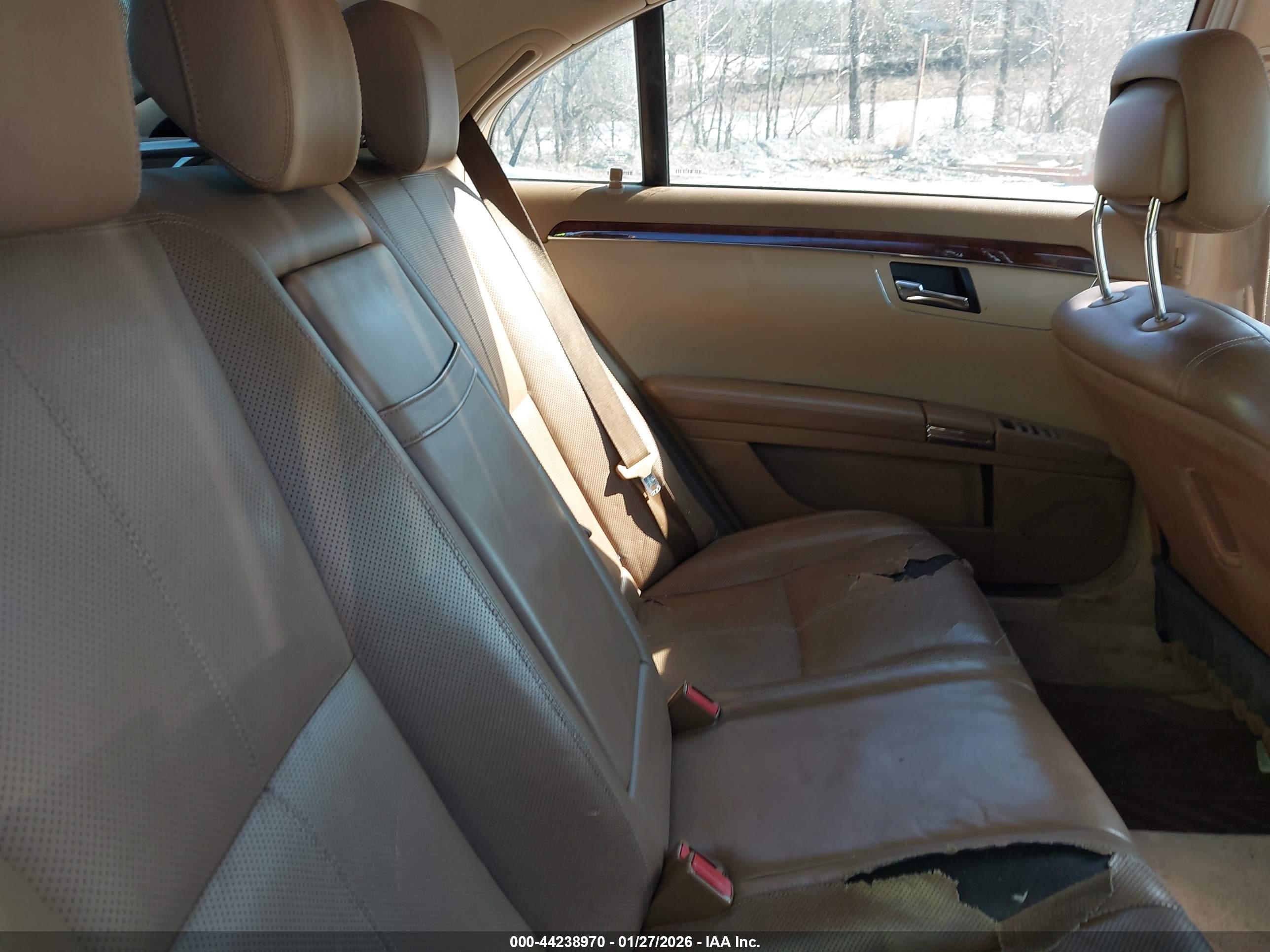MERCEDES-BENZ S image 8