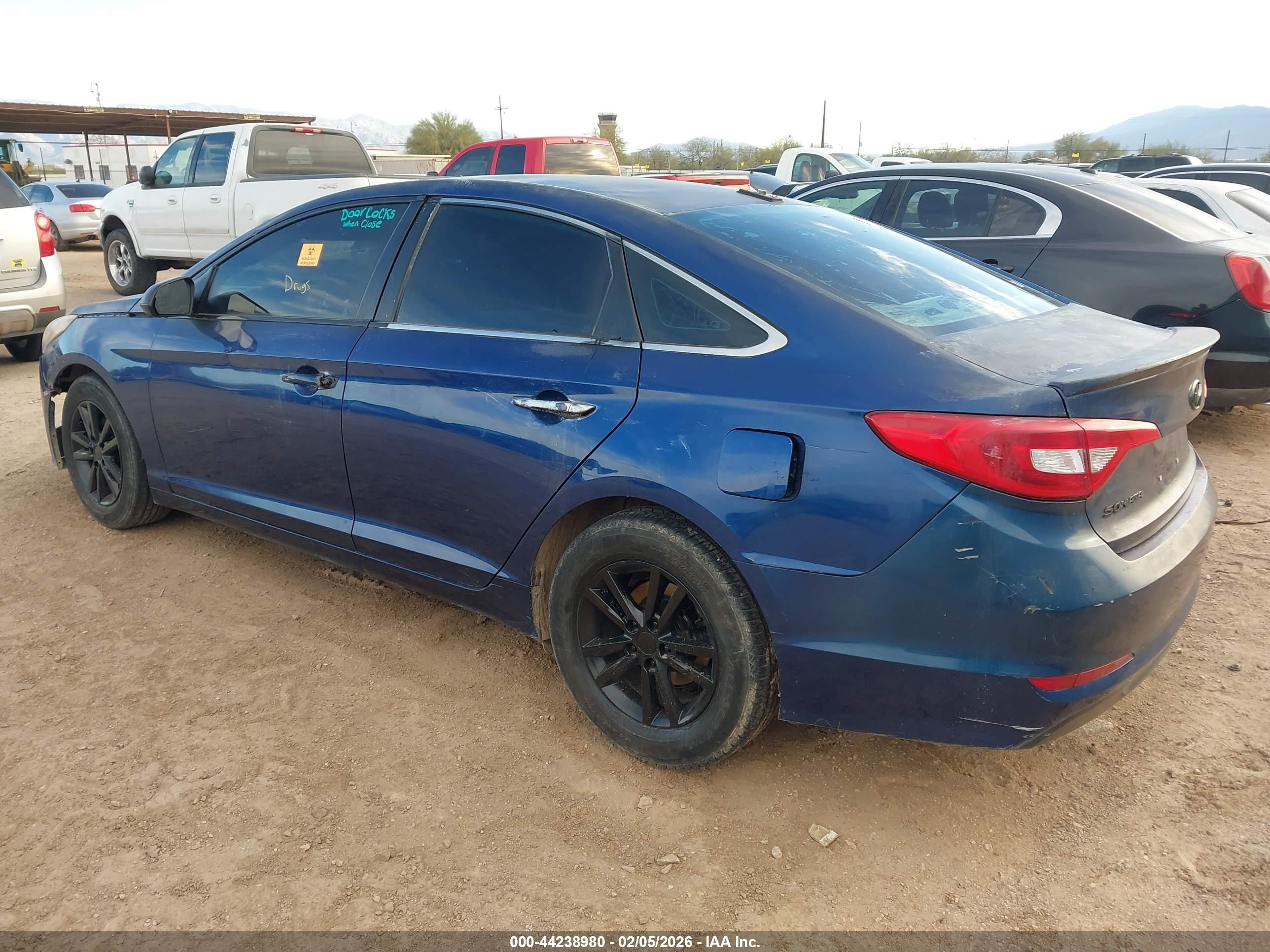 HYUNDAI SONATA image 3