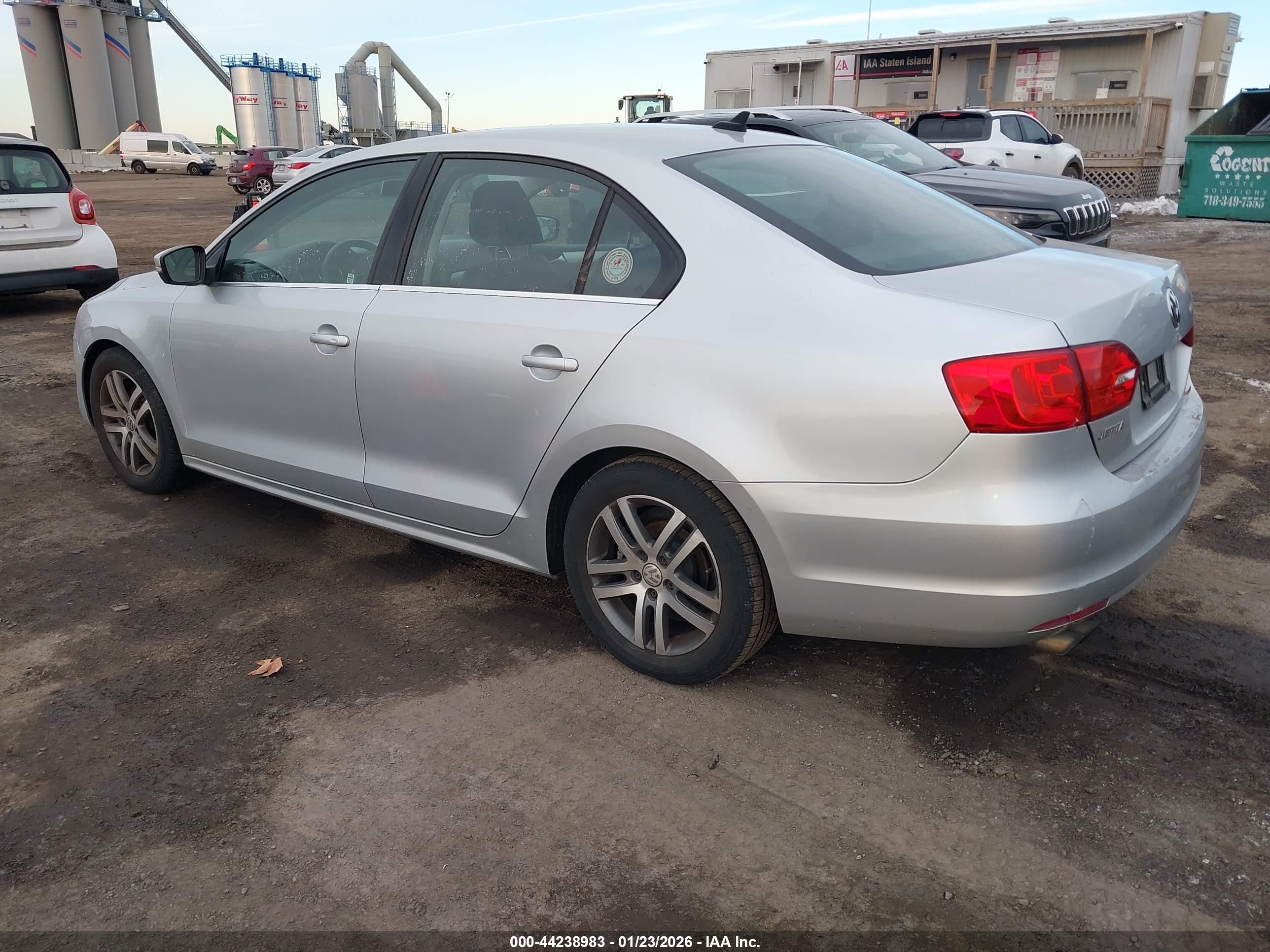 VOLKSWAGEN JETTA image 3