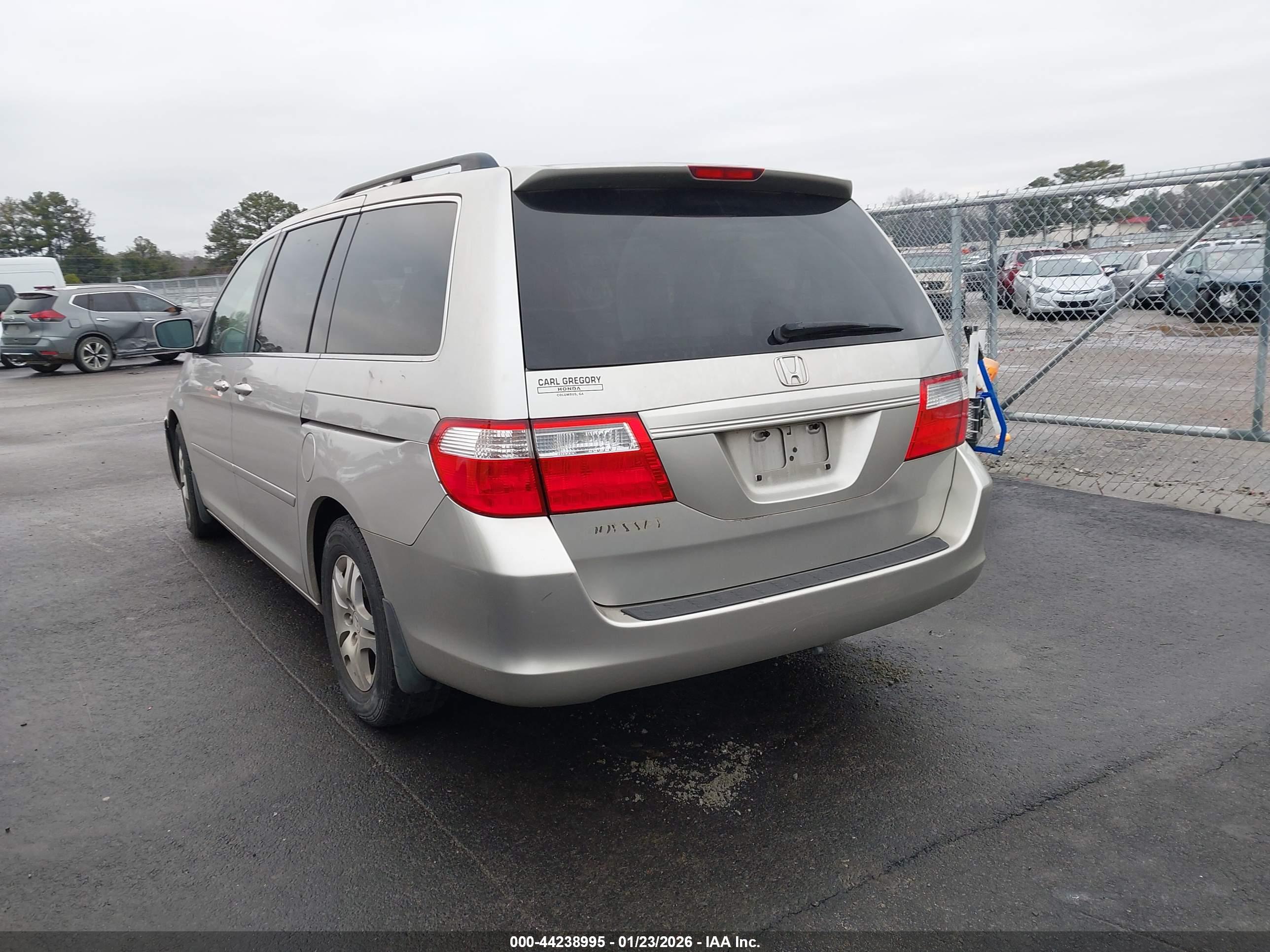HONDA ODYSSEY image 3