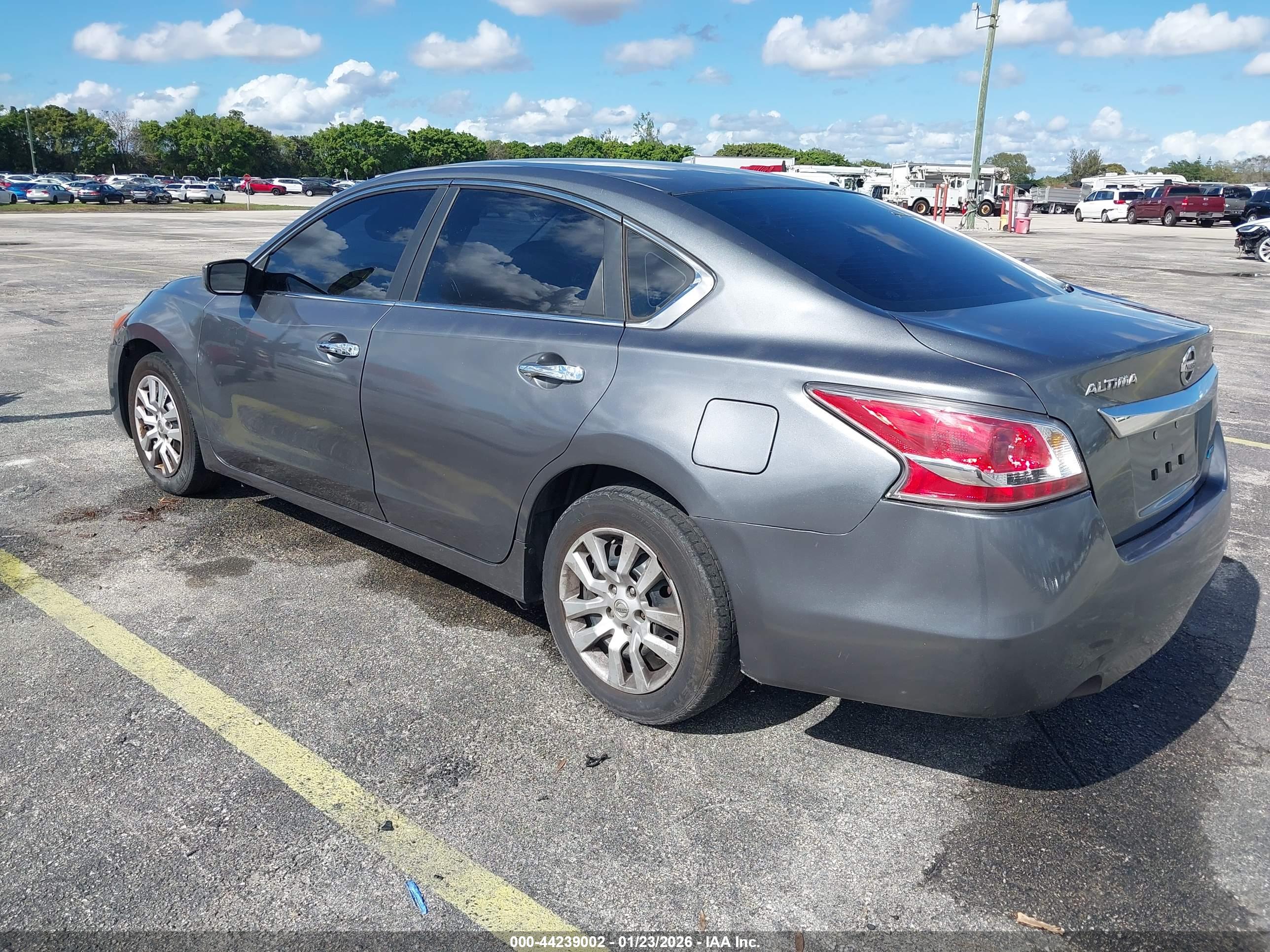 NISSAN ALTIMA image 3