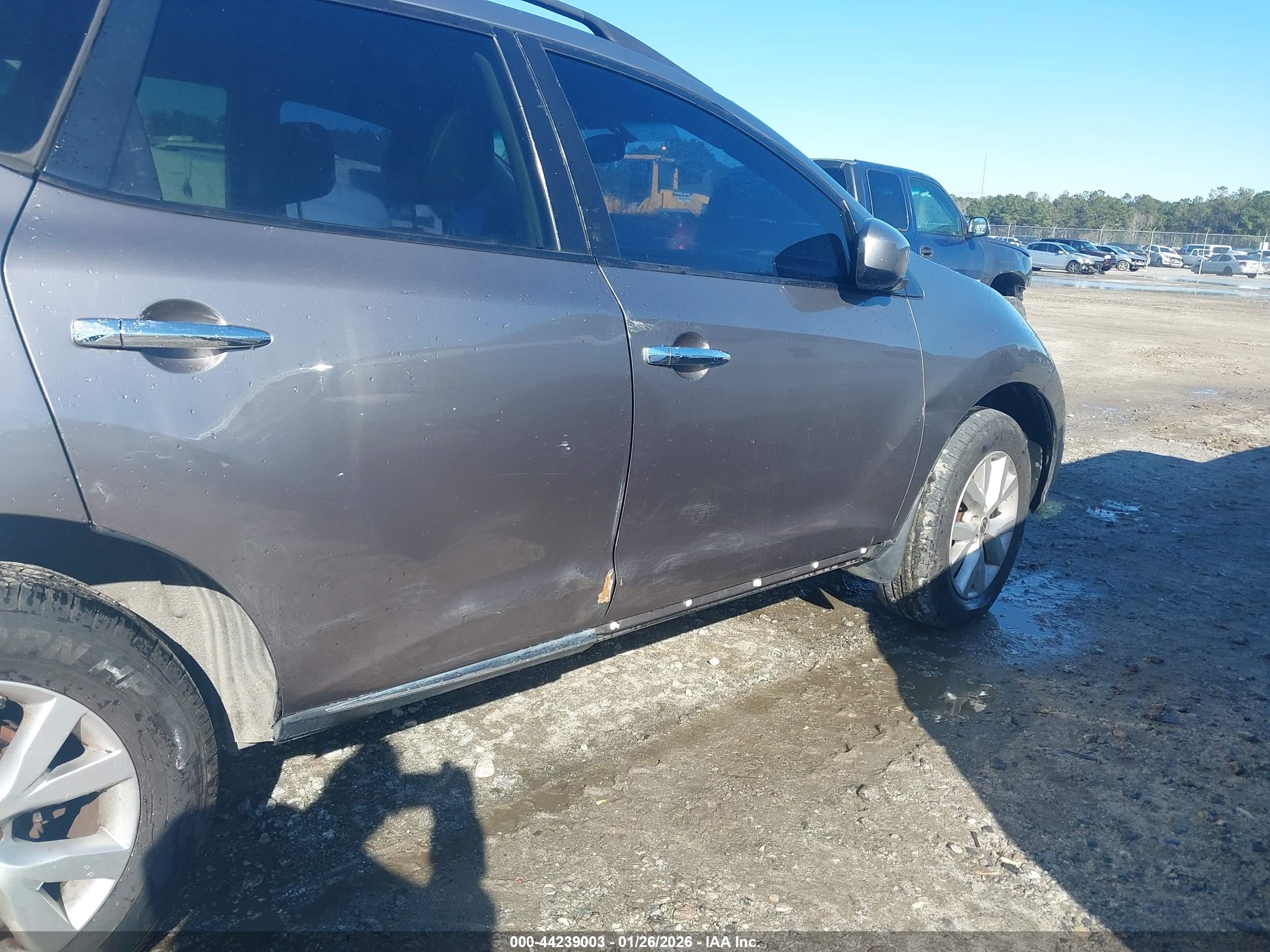 NISSAN MURANO image 6
