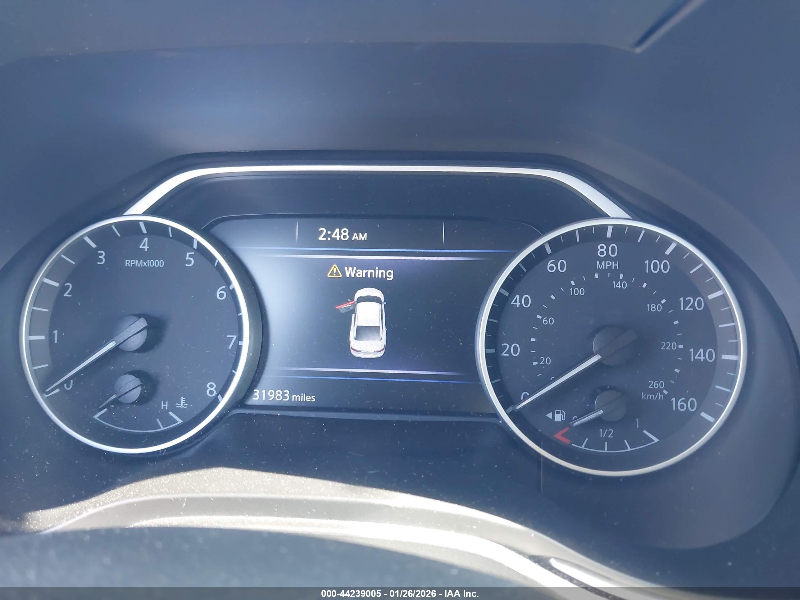 NISSAN MAXIMA image 7