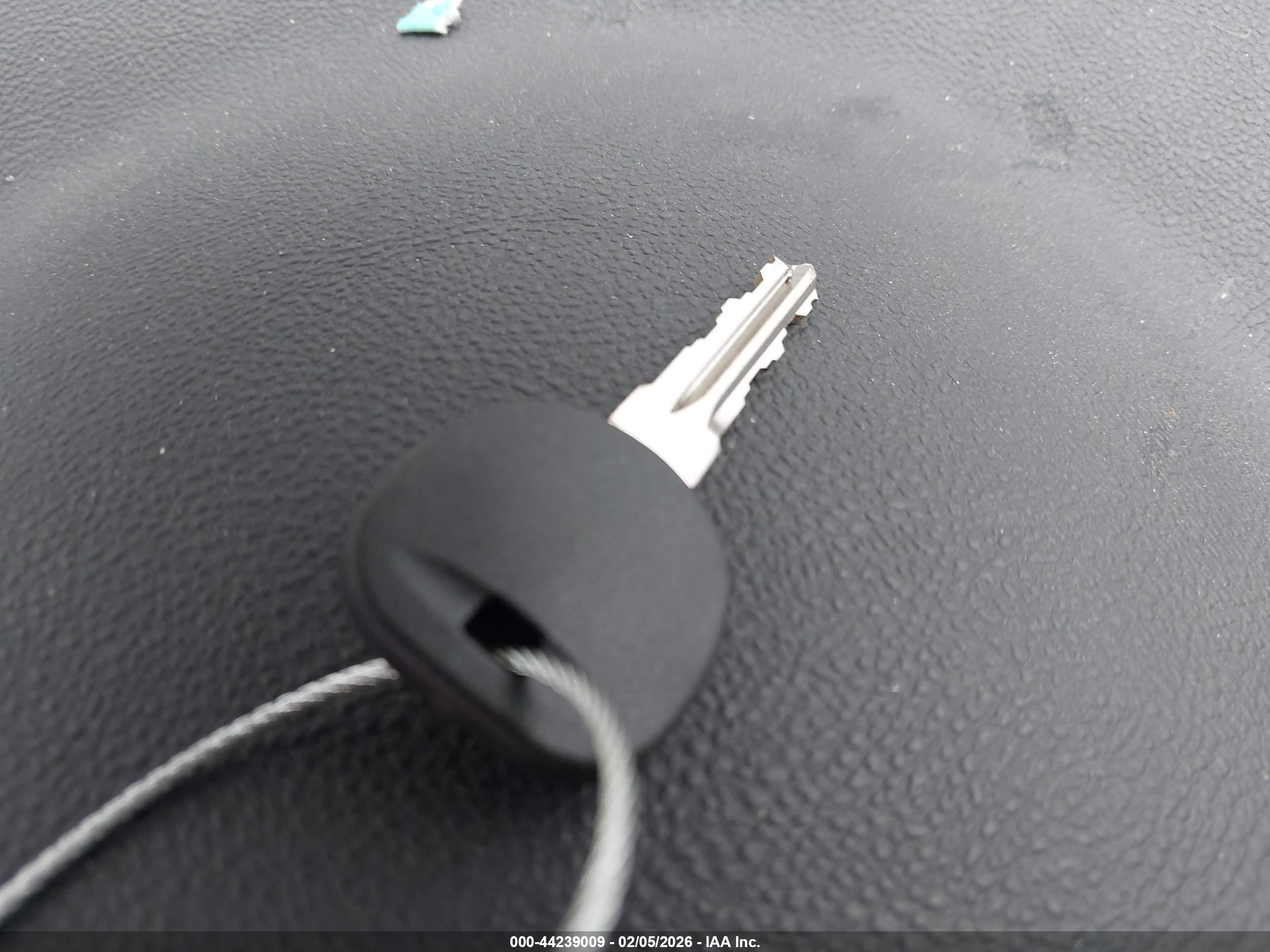 CHEVROLET HHR image 11