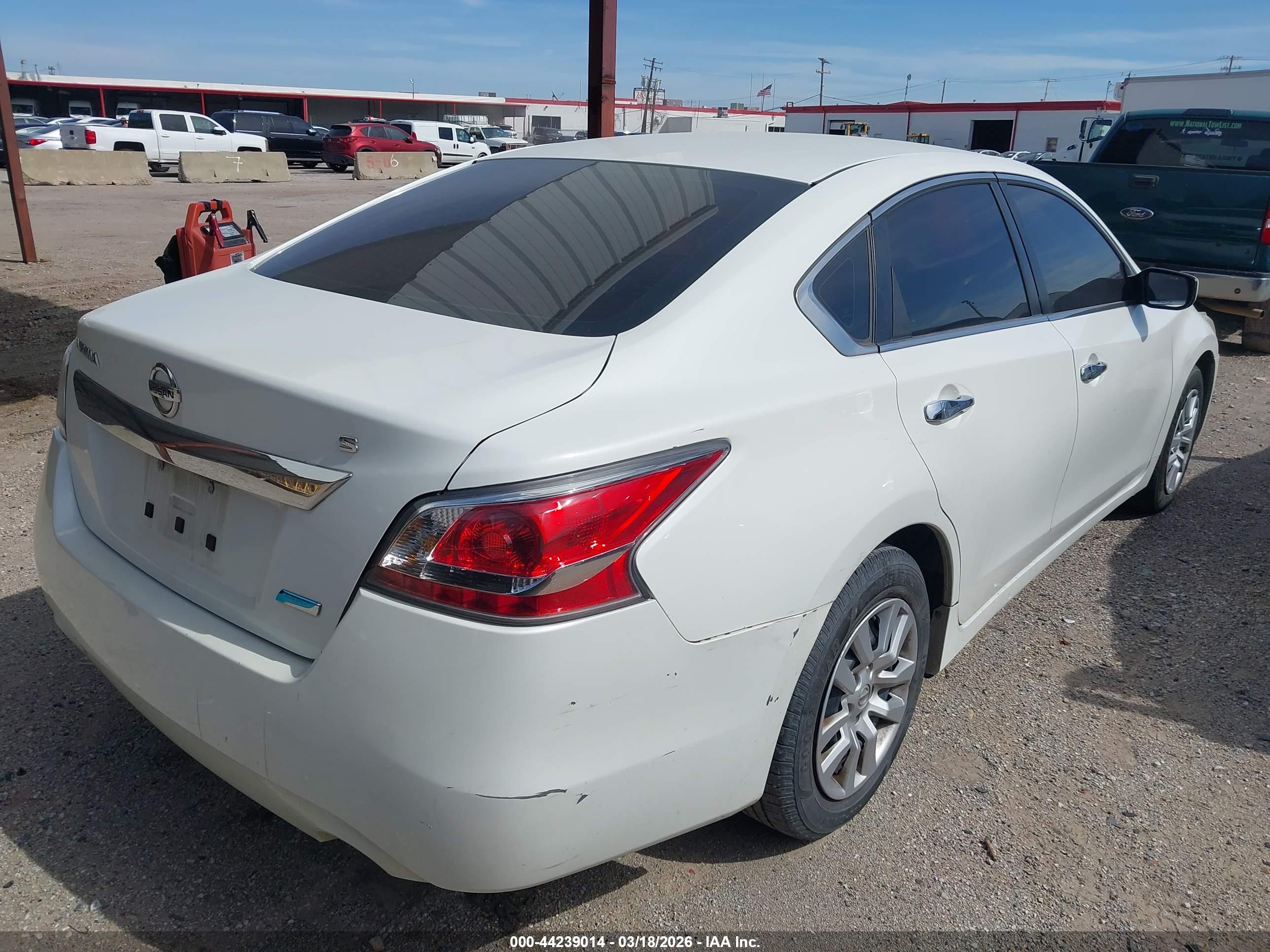 NISSAN ALTIMA image 4