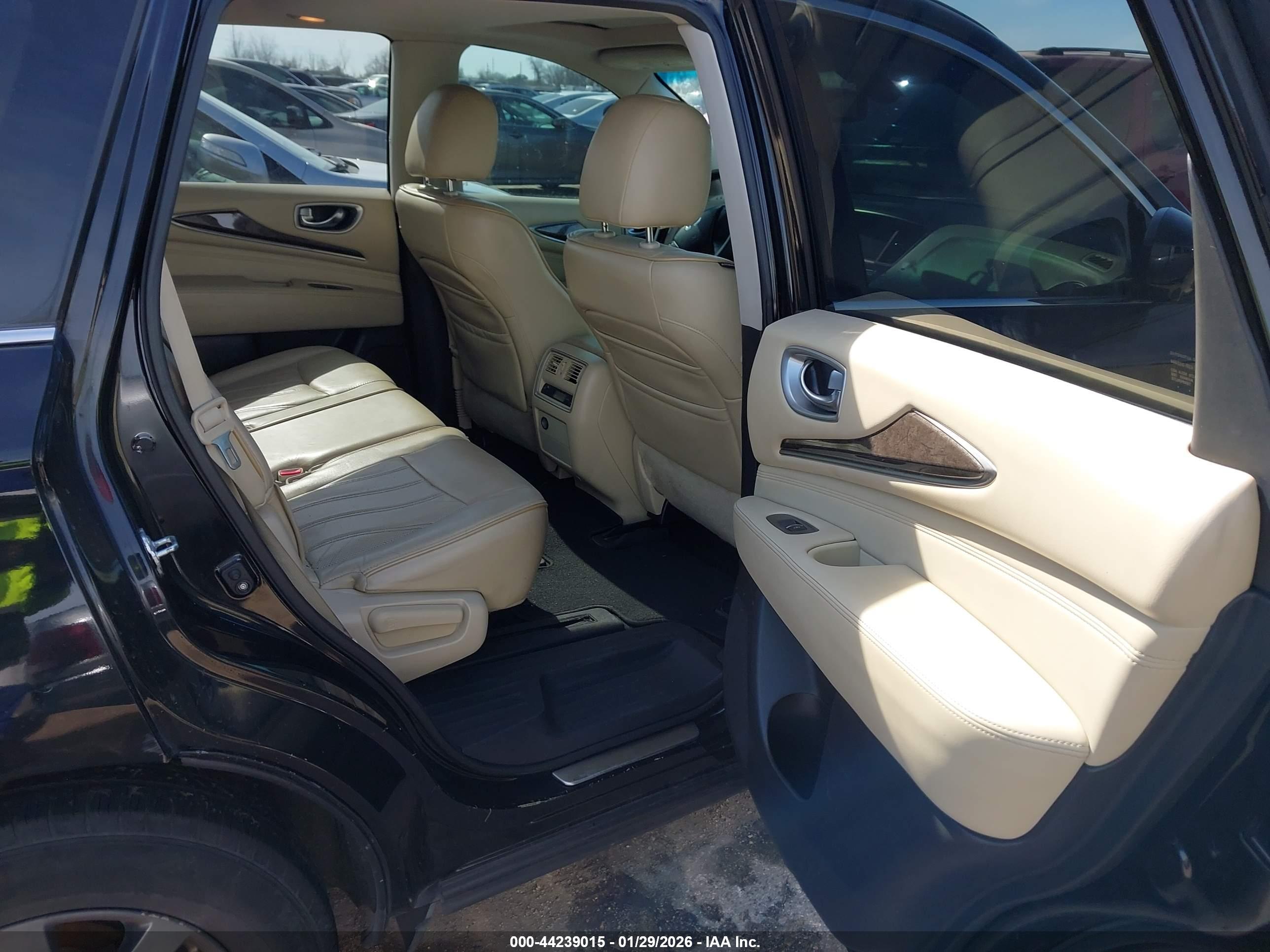 INFINITI QX60 image 8