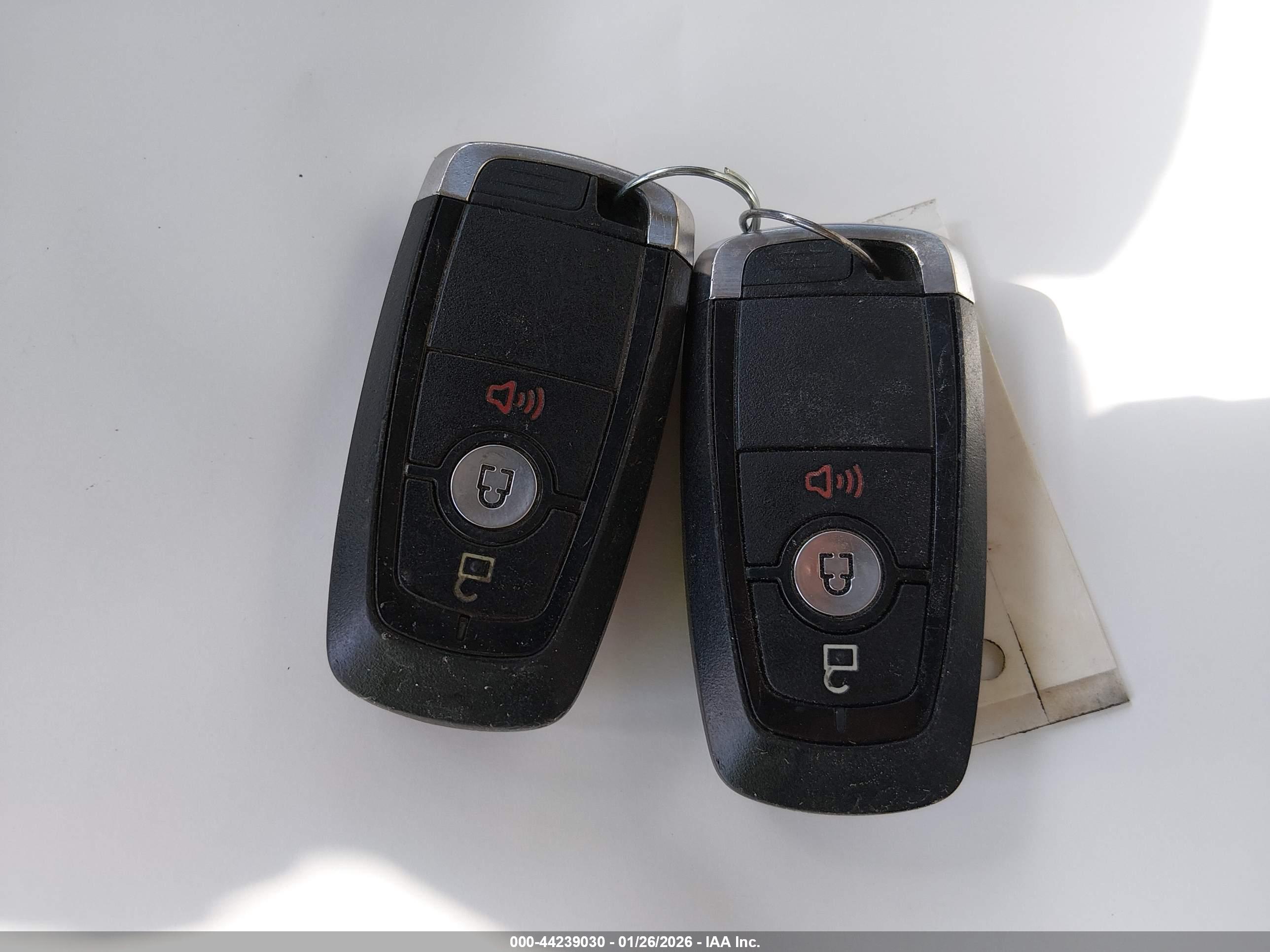 FORD ESCAPE image 11