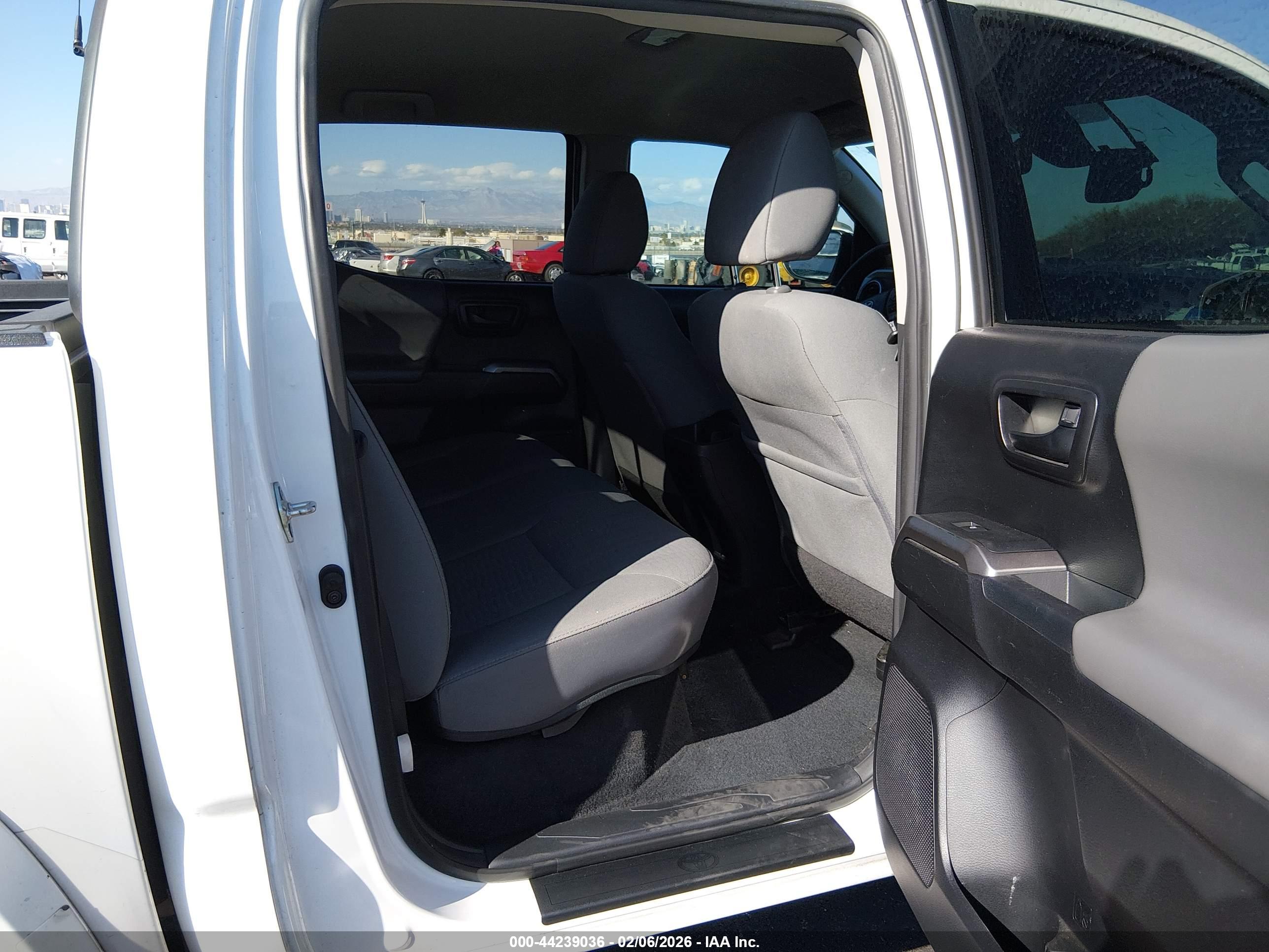 TOYOTA TACOMA image 8