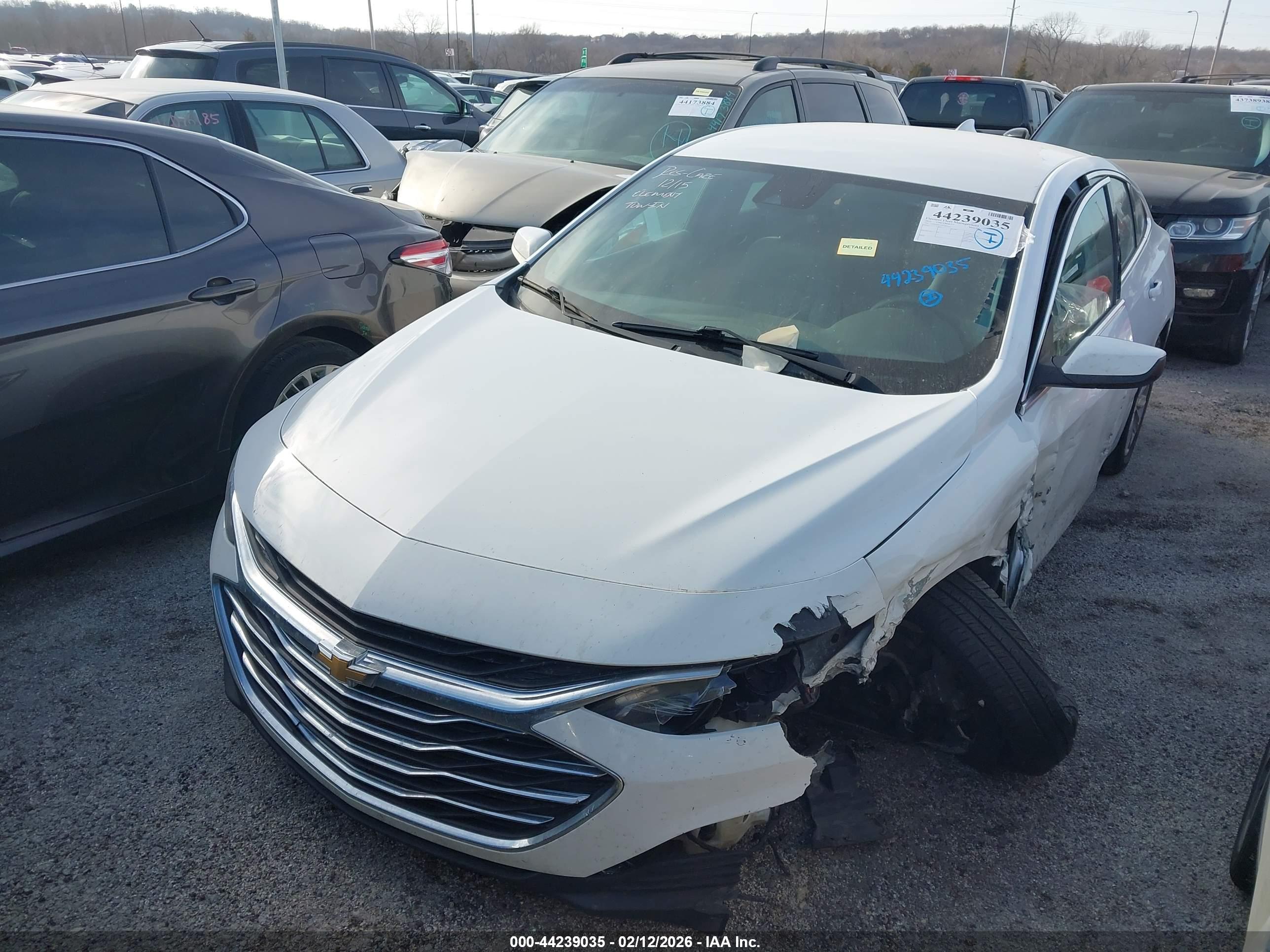 CHEVROLET MALIBU image 2