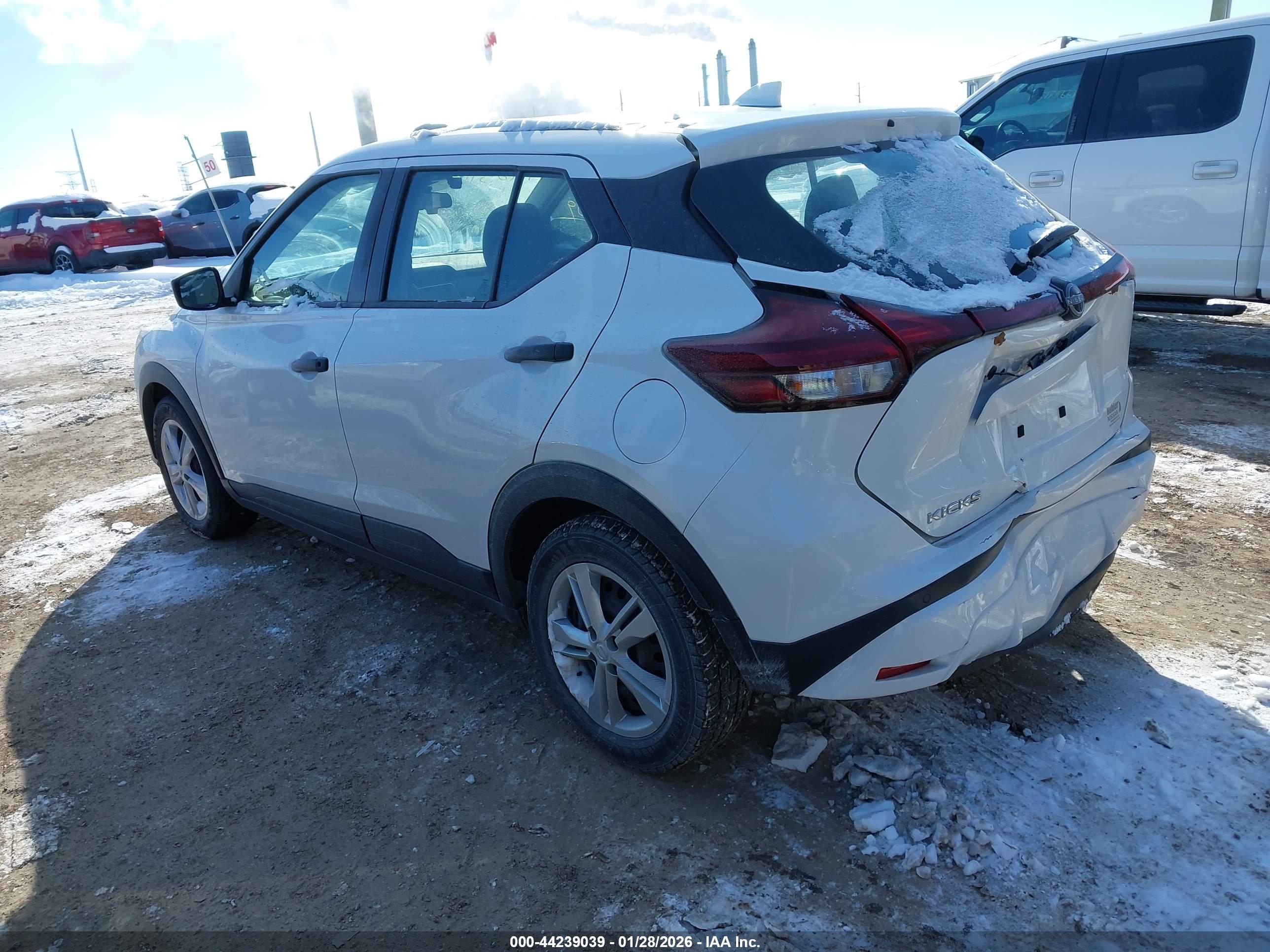 NISSAN KICKS image 3