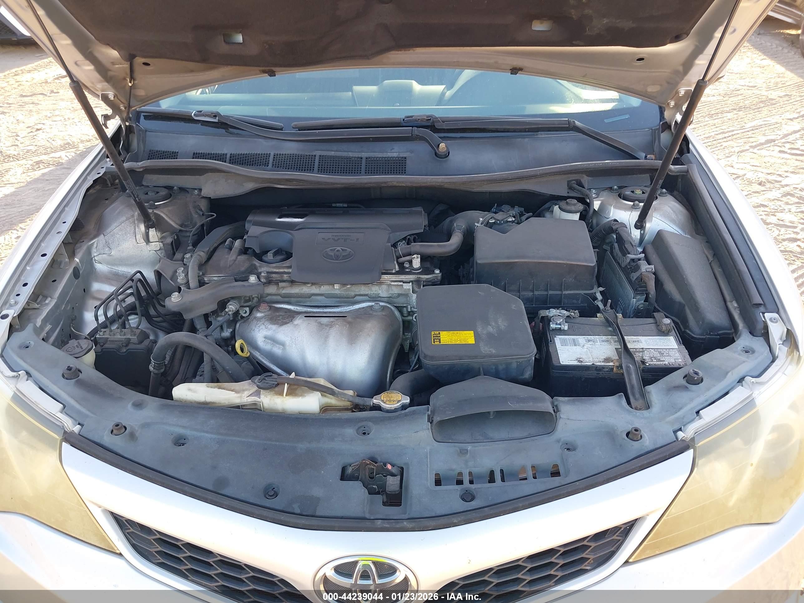 TOYOTA CAMRY image 10
