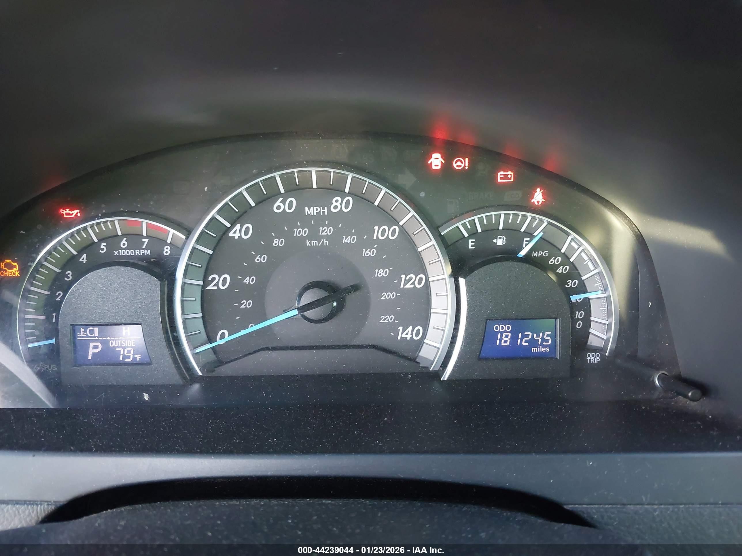 TOYOTA CAMRY image 7